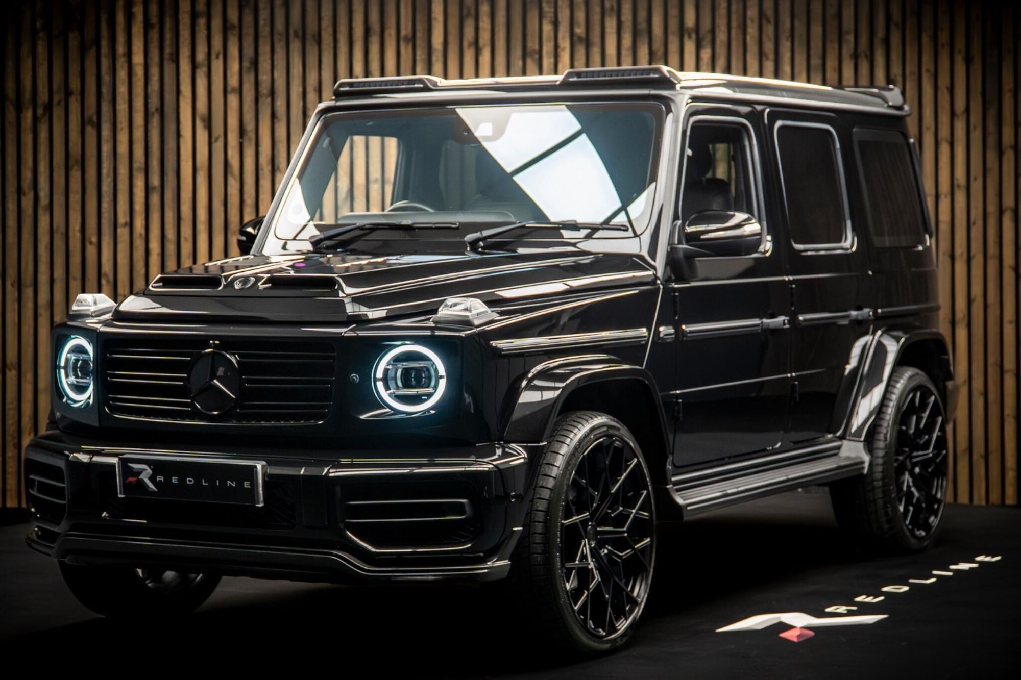 MERCEDES-BENZ G CLASS DIESEL STATION WAGON G400d AMG Line Premium Plus 5dr 9G-Tronic for sale UK - Slide 8