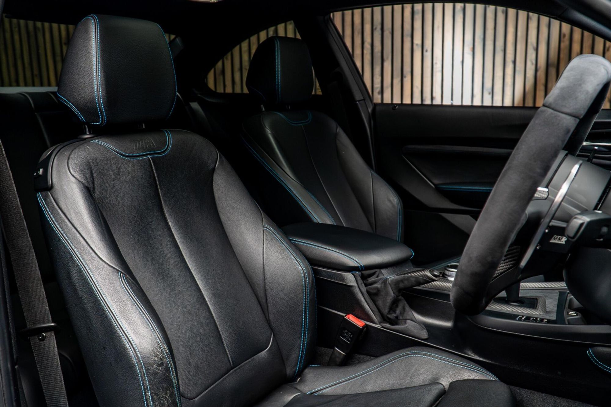 BMW M2 COUPE M2 2dr DCT for sale UK - Slide 2