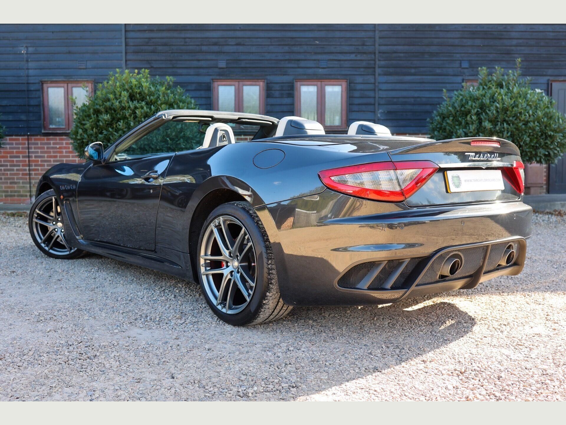 MASERATI GRANCABRIO CONVERTIBLE SPECIAL EDITION V8 MC Centennial Edition 2dr MC Shift for sale UK - Slide 2