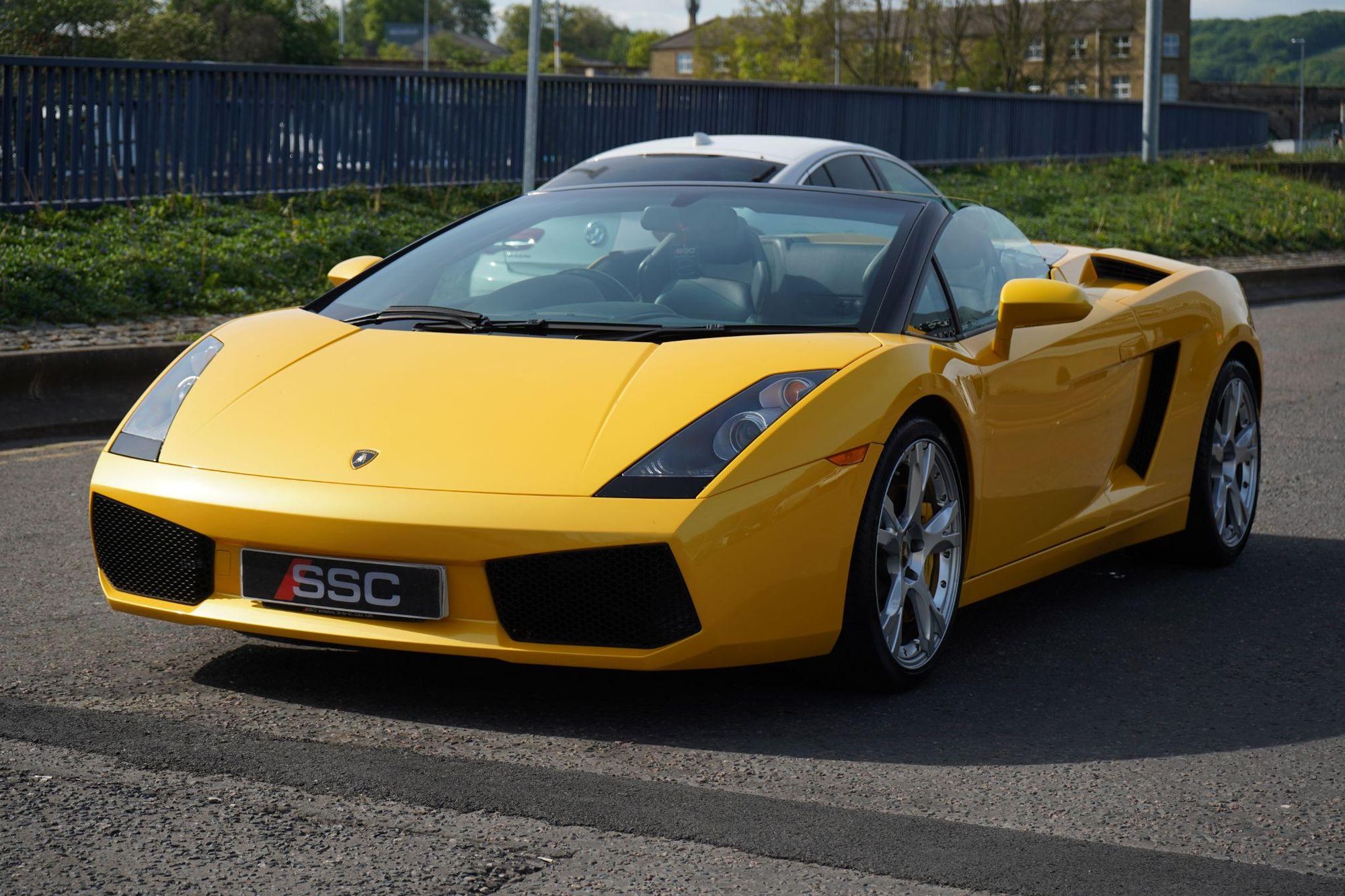 LAMBORGHINI GALLARDO SPYDER Spyder 2dr for sale UK - Slide 7