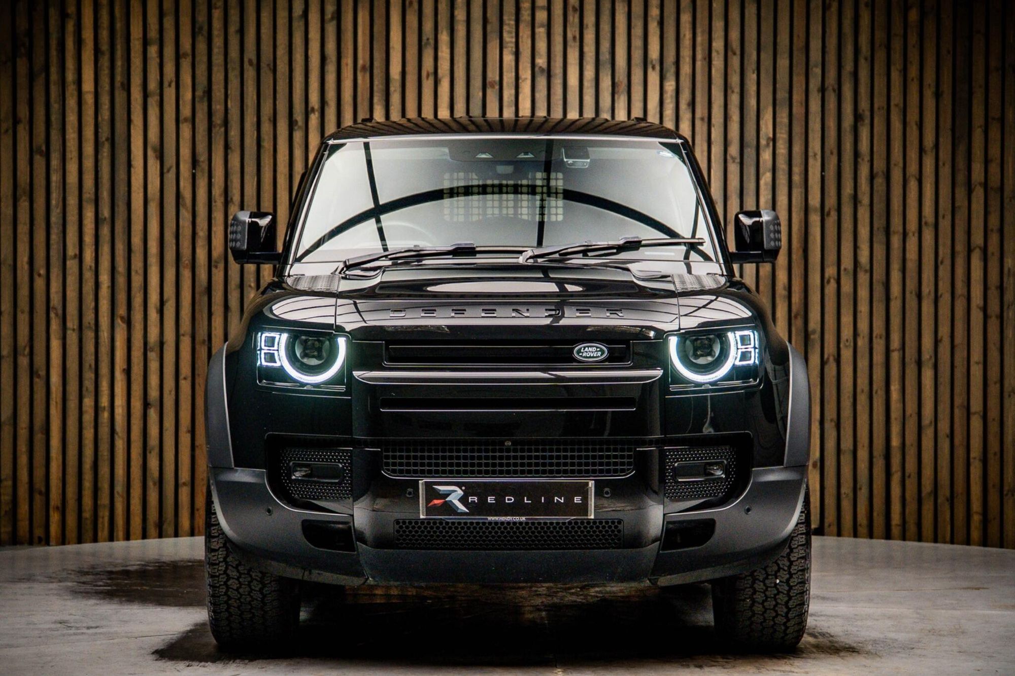 LAND ROVER DEFENDER 90 DIESEL 3.0 D250 Hard Top Auto for sale UK - Slide 5