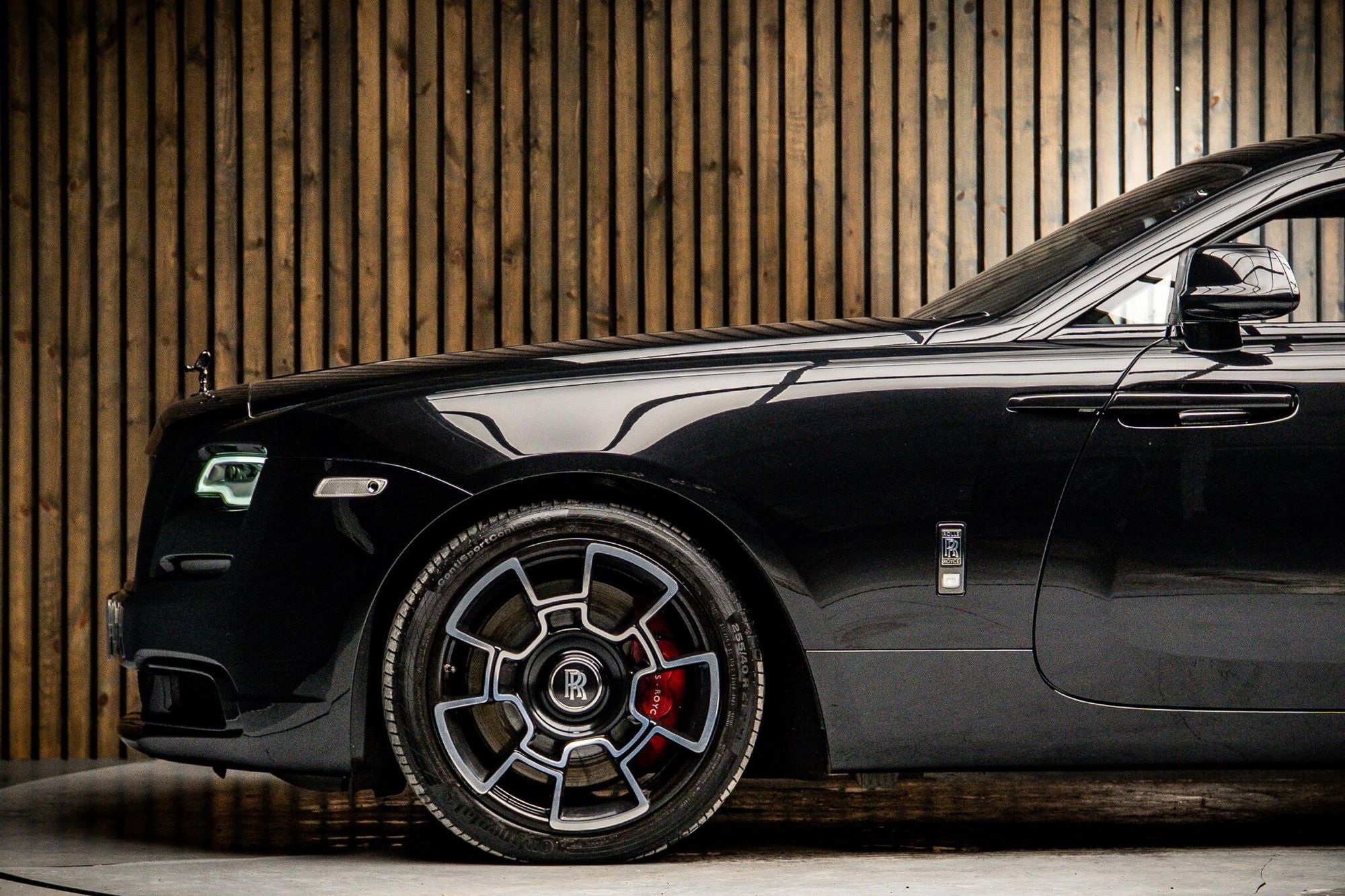 ROLLS-ROYCE WRAITH COUPE Black Badge 2dr Auto for sale UK - Slide 9