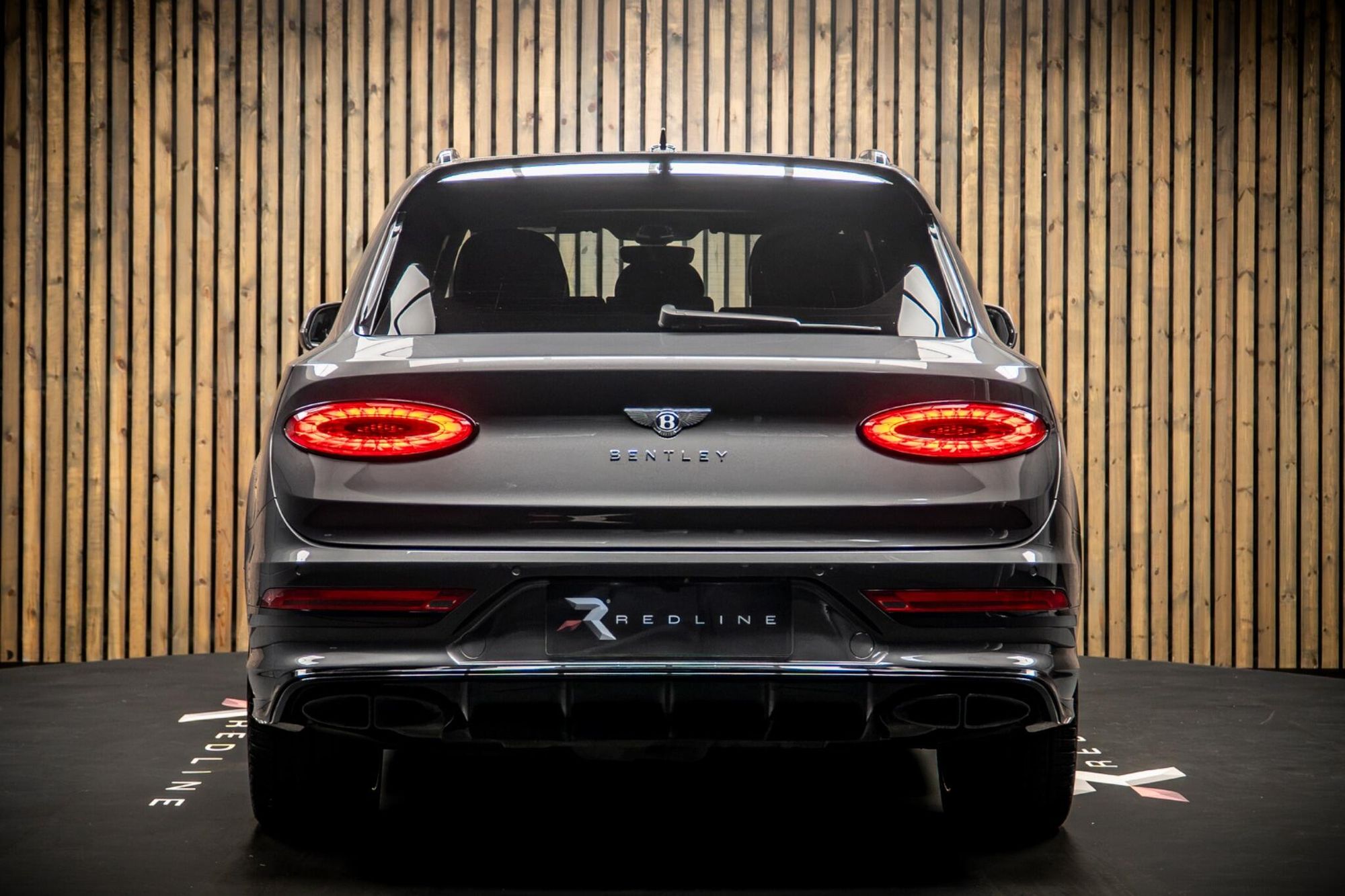 BENTLEY BENTAYGA ESTATE 3.0 V6 Hybrid 5dr Auto for sale UK - Slide 6