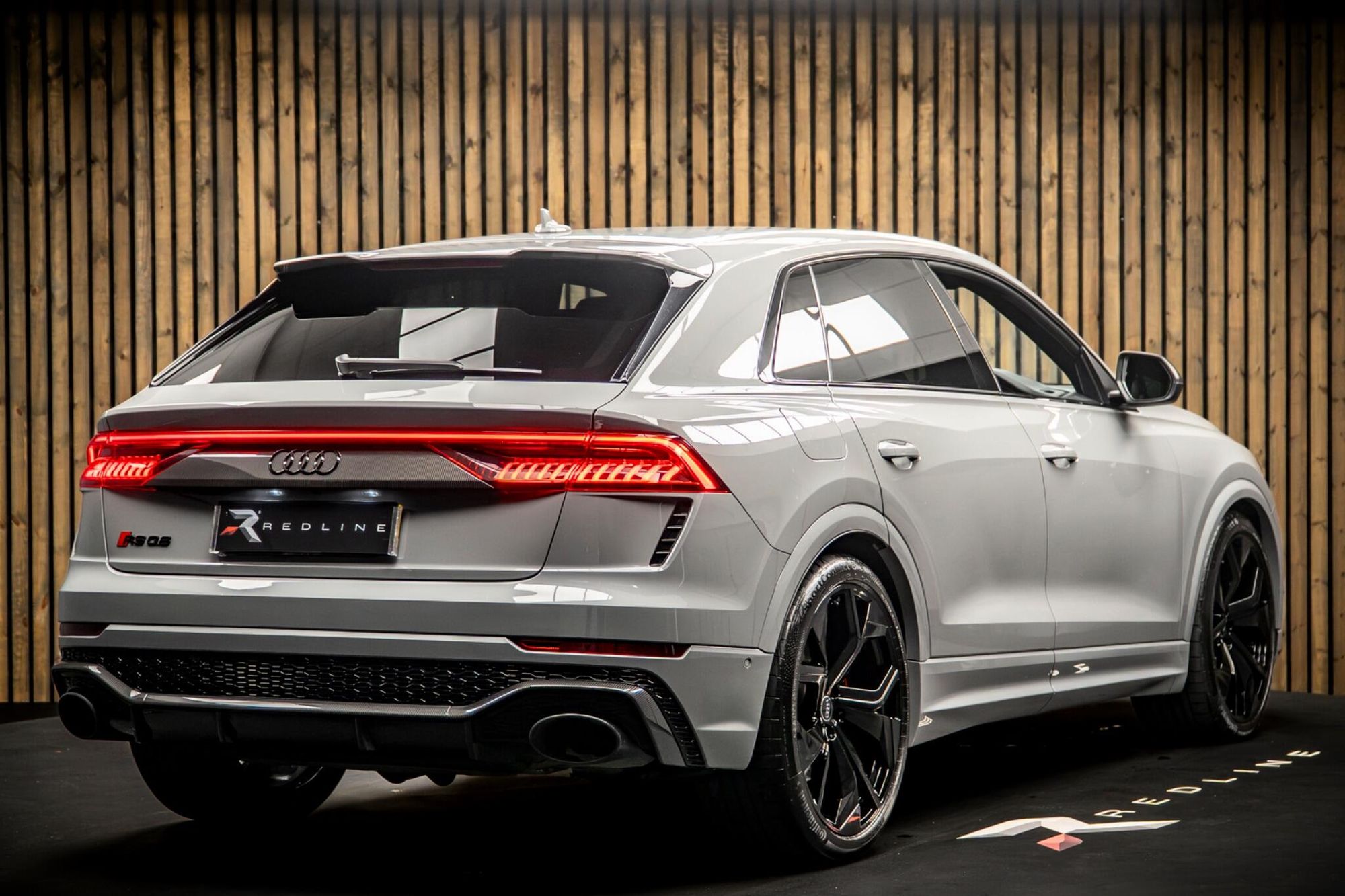 AUDI RS Q8 ESTATE RS Q8 TFSI Quattro Carbon Black 5dr Tiptronic for sale UK - Slide 4