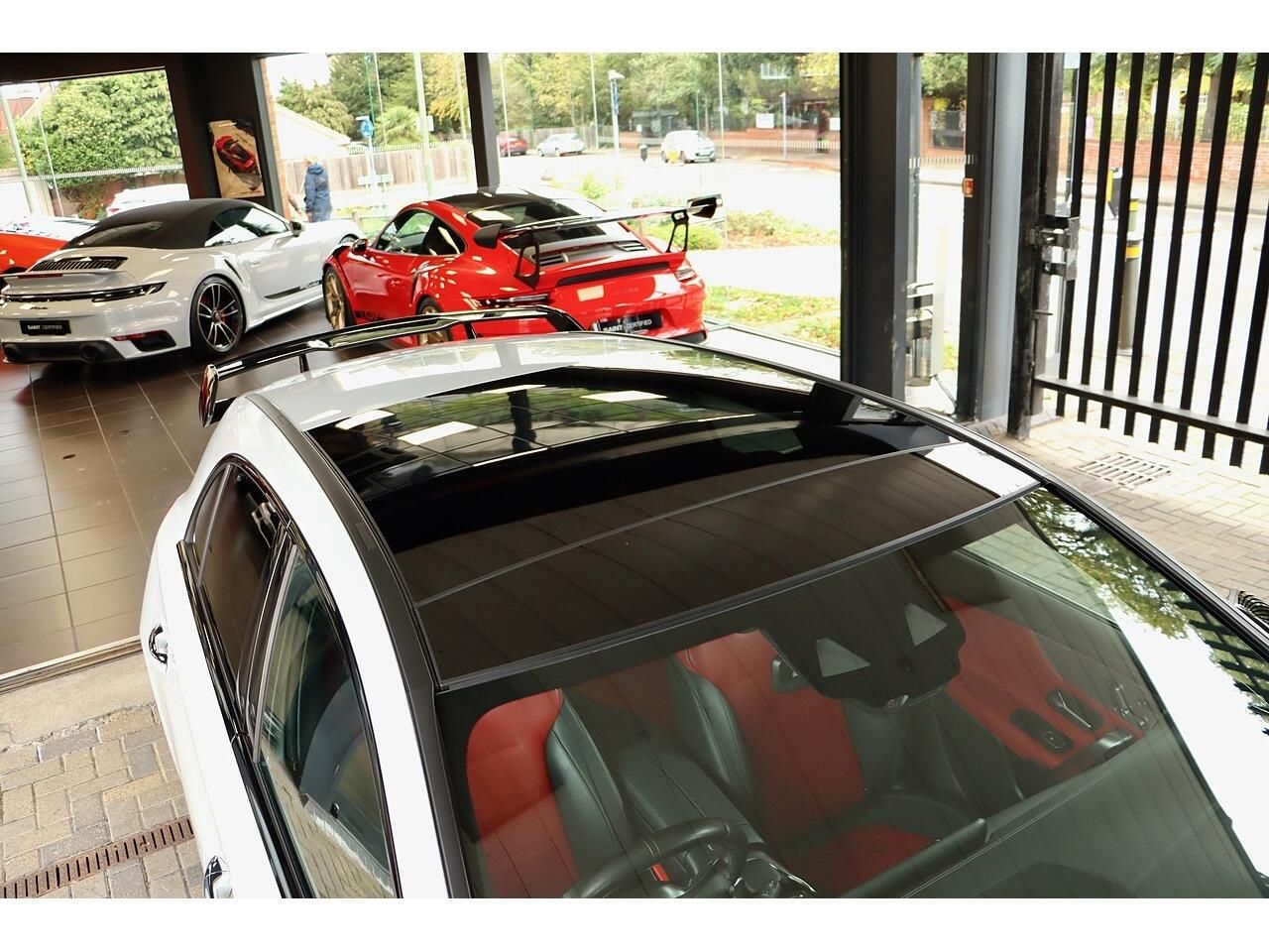 MERCEDES-BENZ A CLASS AMG HATCHBACK A35 4Matic Premium Plus 5dr Auto for sale UK - Slide 6