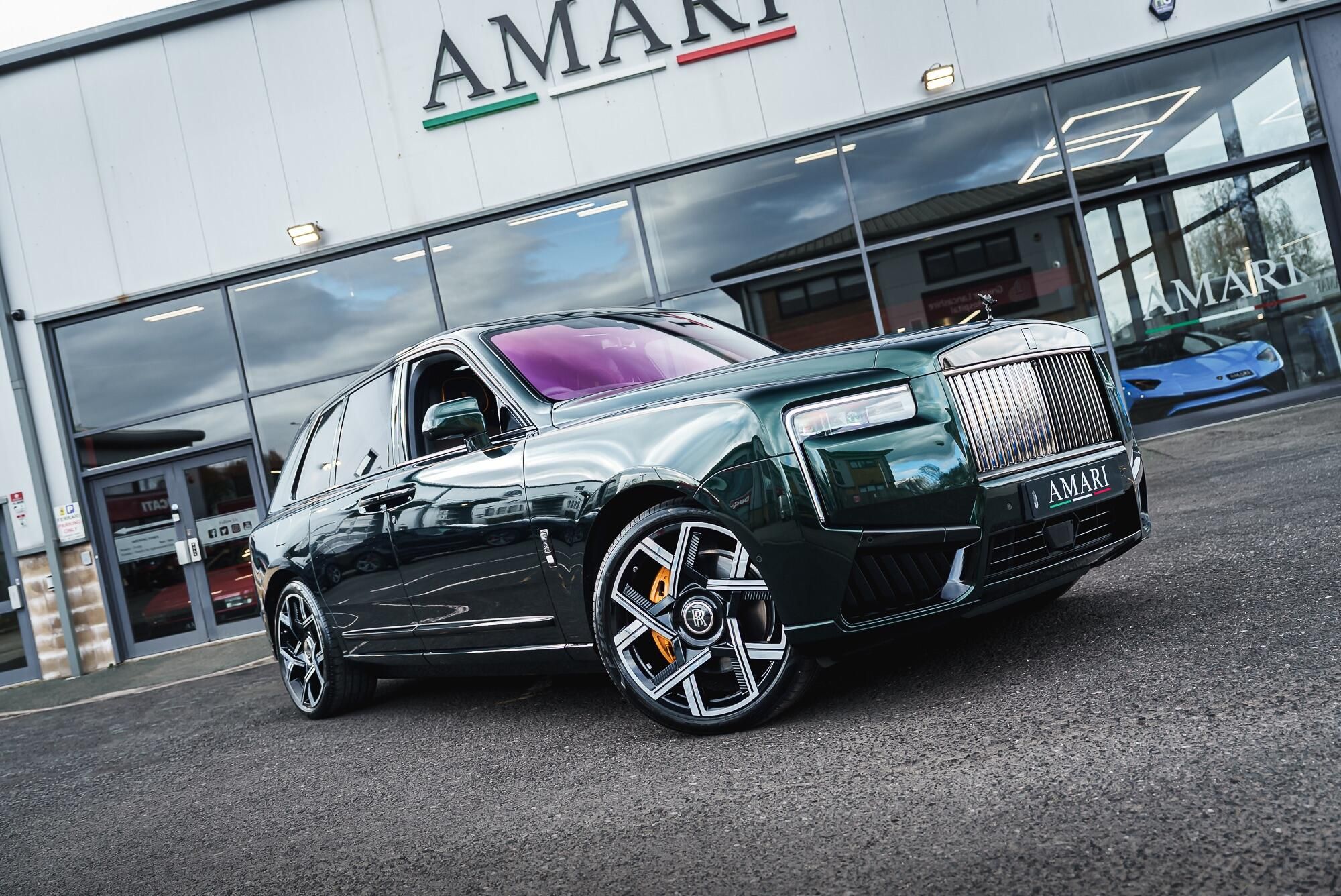 ROLLS-ROYCE CULLINAN ESTATE II Black Badge 5dr Auto for sale UK - Slide 3