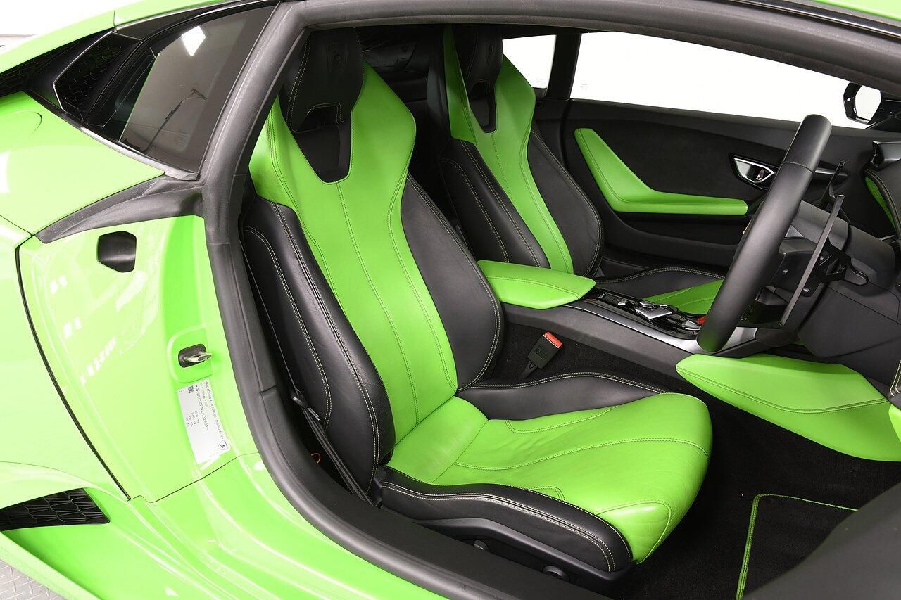 LAMBORGHINI HURACAN COUPE LP 610-4 2dr LDF for sale UK - Slide 7