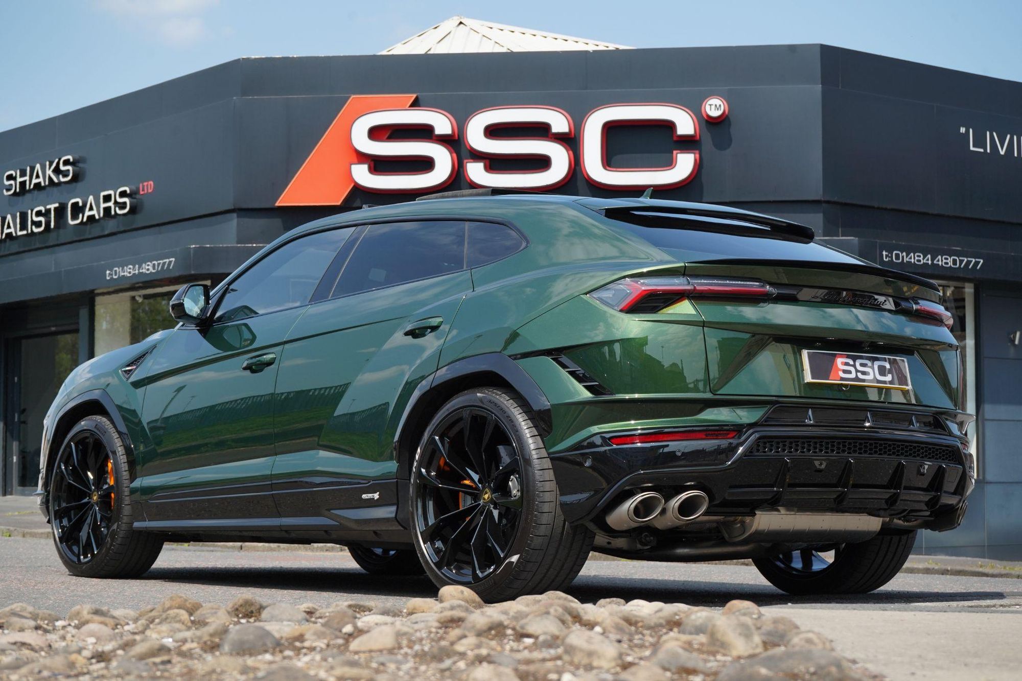 LAMBORGHINI URUS ESTATE 4.0T FSI V8 S 5dr Auto for sale UK - Slide 2