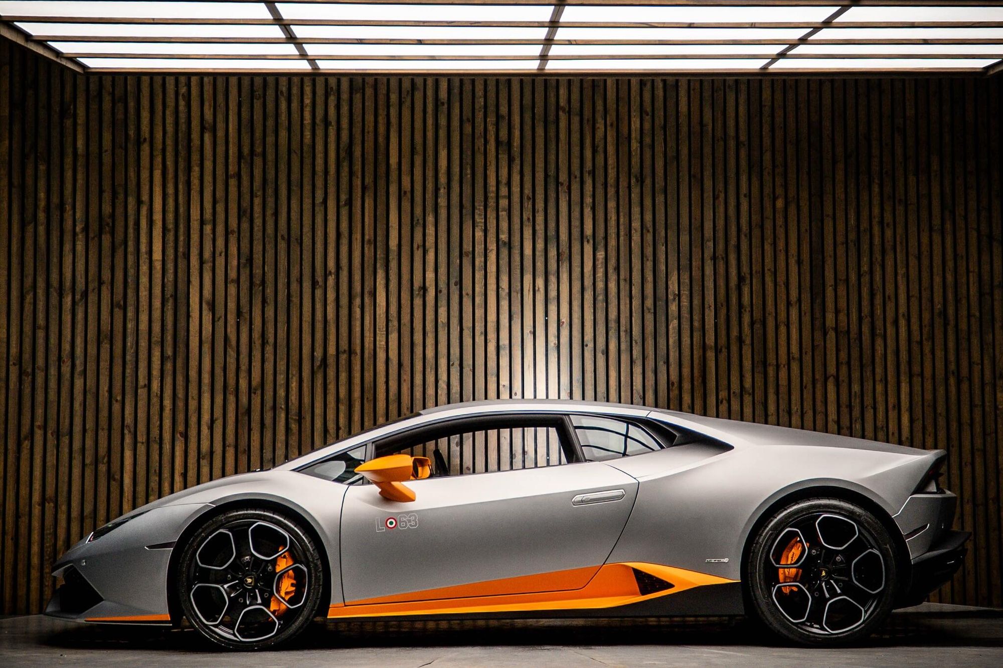 LAMBORGHINI HURACAN COUPE SPECIAL EDITION LP 610-4 Avio 2dr LDF for sale UK - Slide 7