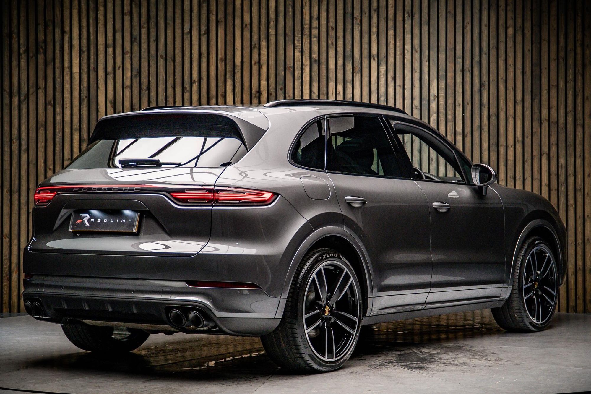 Porsche Cayenne 3.0 V6 Black Edition Tiptronic S 5 Door Auto for sale UK - Slide 4