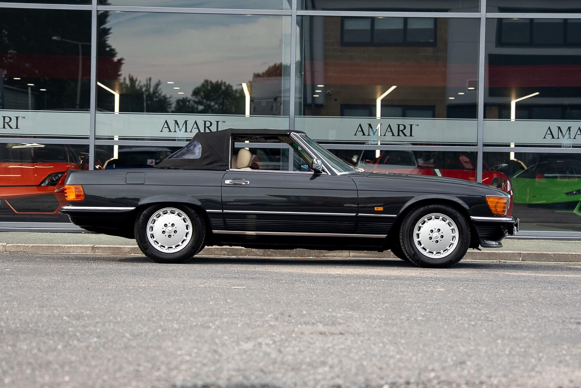 Mercedes-Benz 500 SL for sale UK - Slide 3