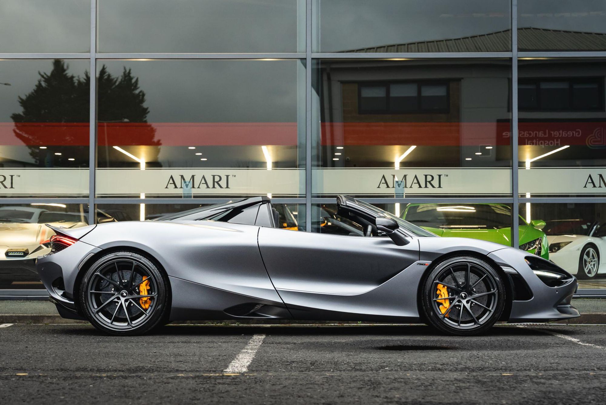 MCLAREN 750 S SPIDER V8 2dr SSG Auto for sale UK - Slide 6