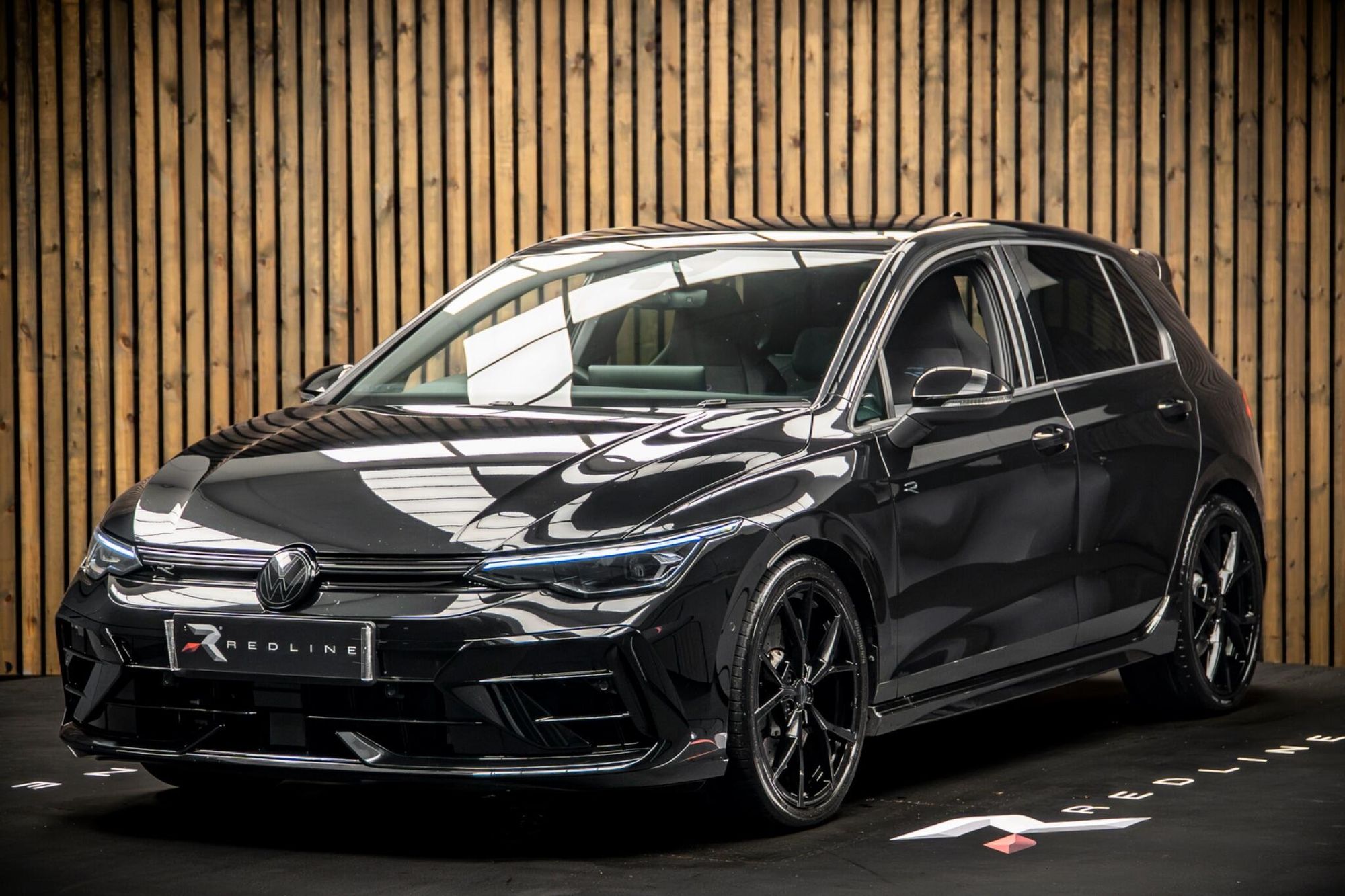 VOLKSWAGEN GOLF HATCHBACK 2.0 TSI 333 R Black Edition 4Motion 5dr DSG for sale UK - Slide 8