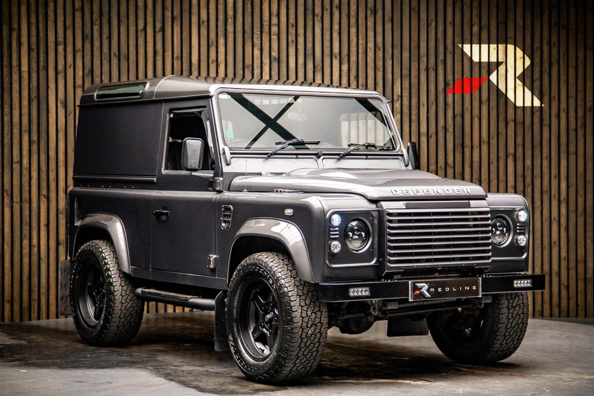 LAND ROVER DEFENDER 90 SWB DIESEL XS Hard Top TDCi [2.2]