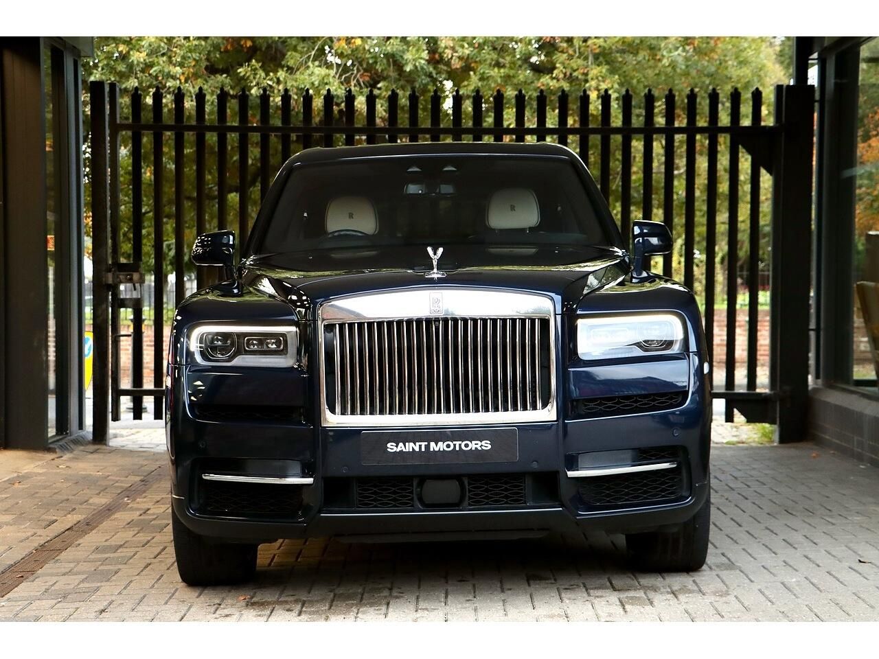ROLLS-ROYCE CULLINAN ESTATE 5dr Auto for sale UK - Slide 2
