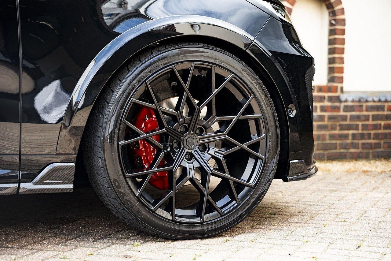 LAND ROVER RANGE ROVER SPORT DIESEL ESTATE 3.0 D350 Autobiography 5dr Auto for sale UK - Slide 9