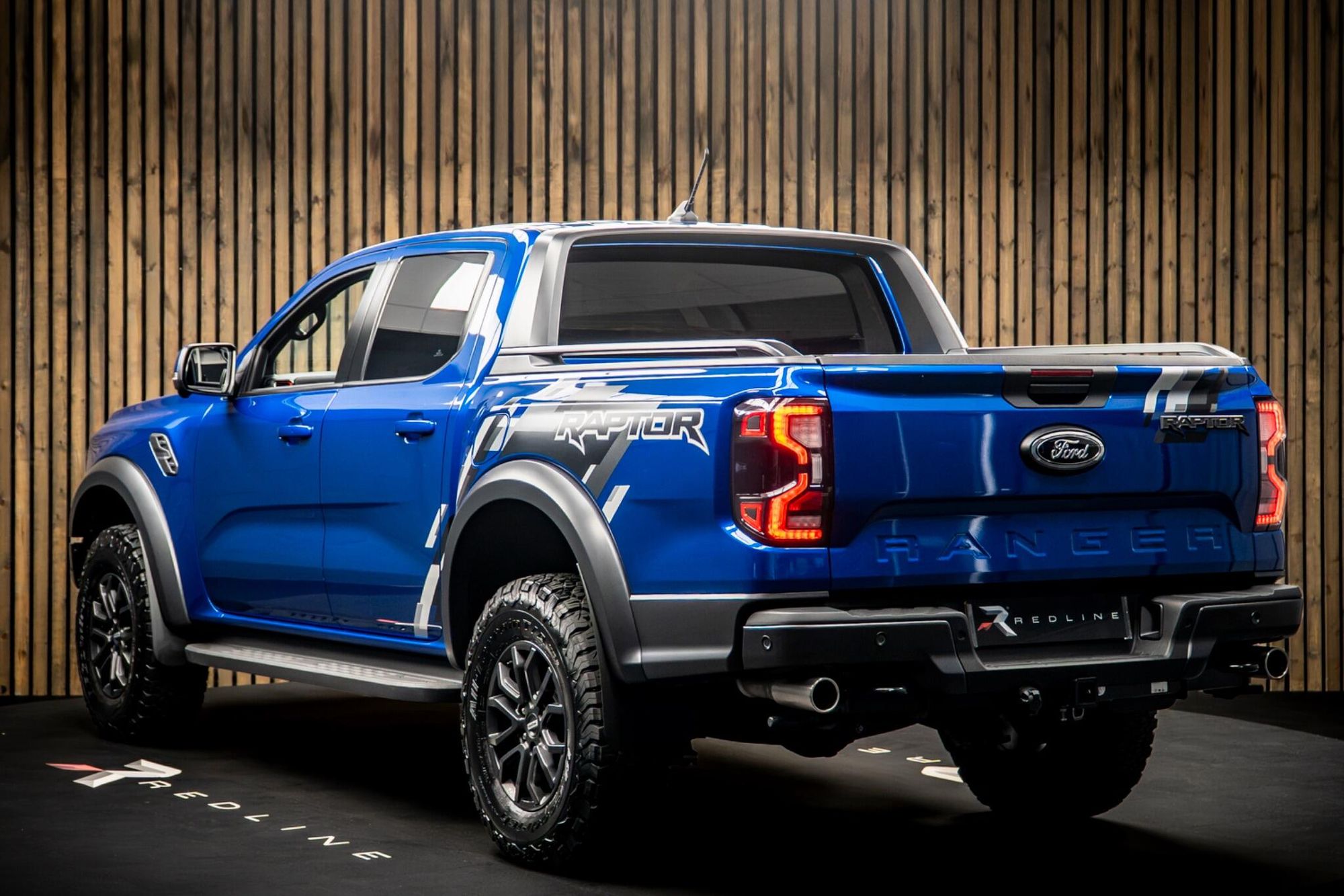 FORD RANGER PETROL Pick Up Double Cab Raptor 3.0 EcoBoost V6 292 Auto for sale UK - Slide 3