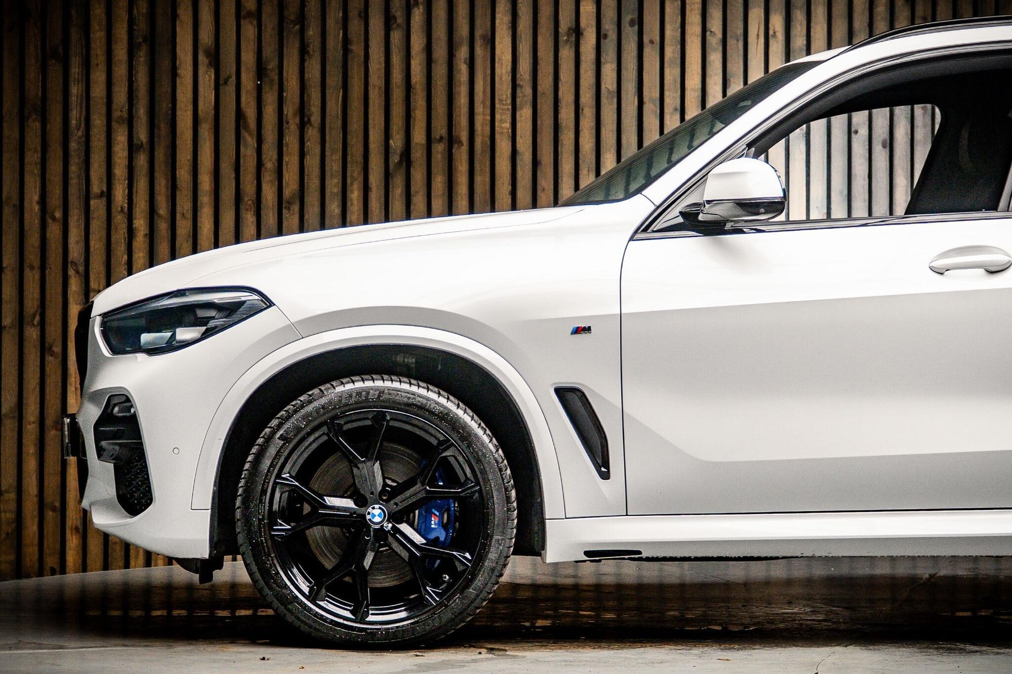 BMW X5 DIESEL ESTATE xDrive30d M Sport 5dr Auto for sale UK - Slide 9