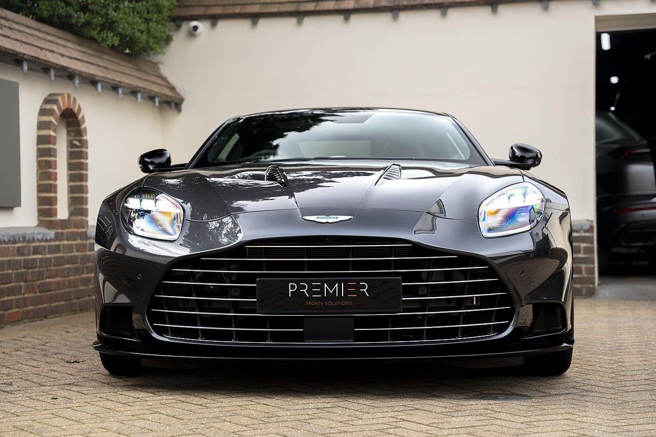 ASTON MARTIN VANQUISH COUPE V12 2dr Auto for sale UK - Slide 2