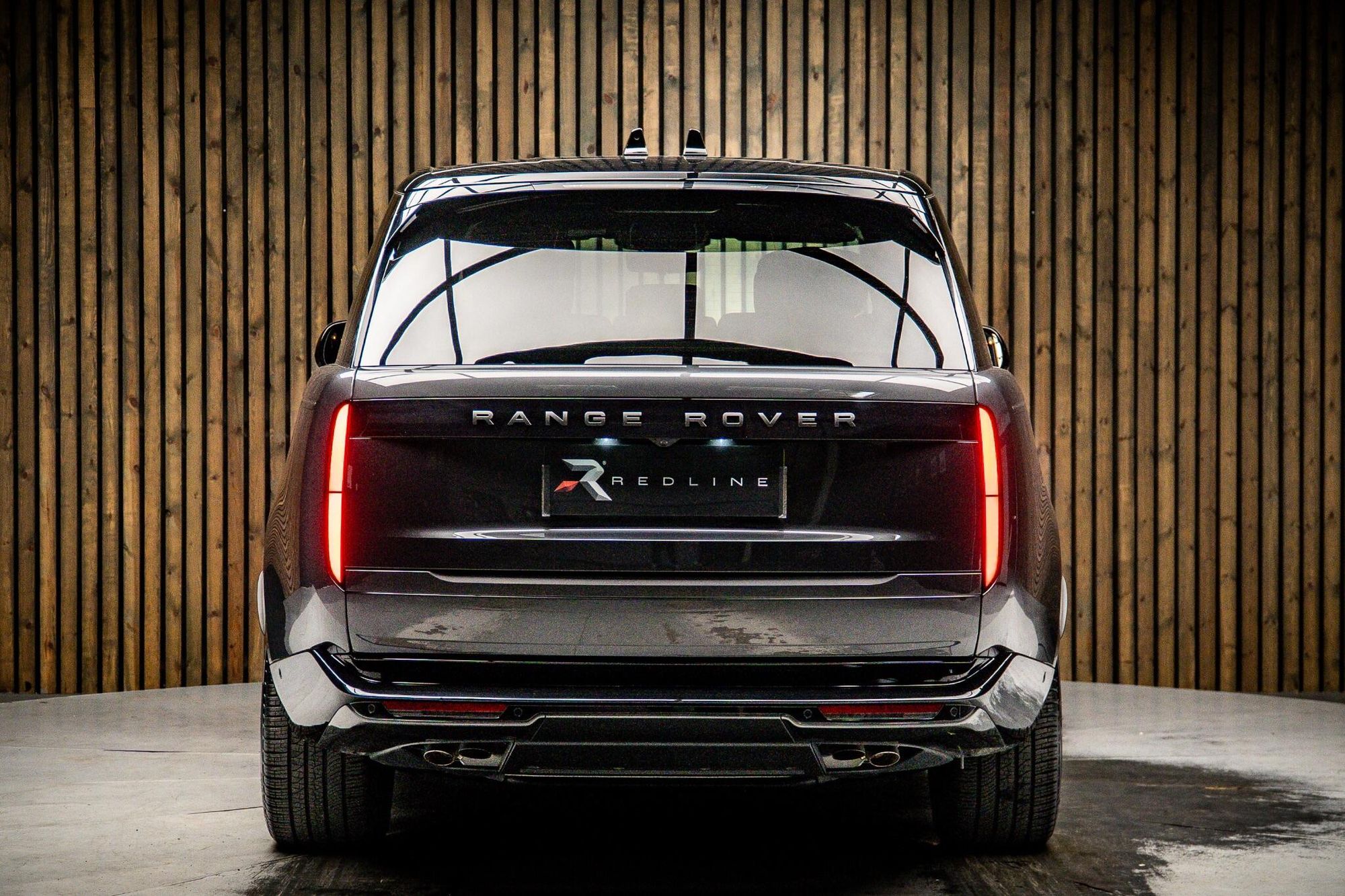 LAND ROVER RANGE ROVER ESTATE 4.4 P530 V8 Autobiography LWB 4dr Auto [7 Seat] for sale UK - Slide 6