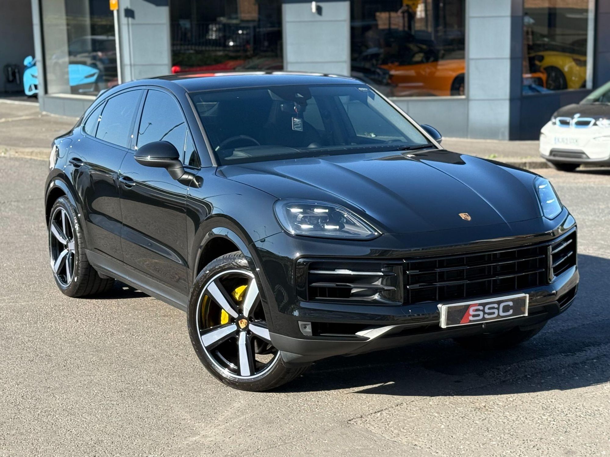 Porsche Cayenne Coupe 3.0 V6 Black Edition 353 Tiptronic S 5 Door Auto for sale UK - Slide 4