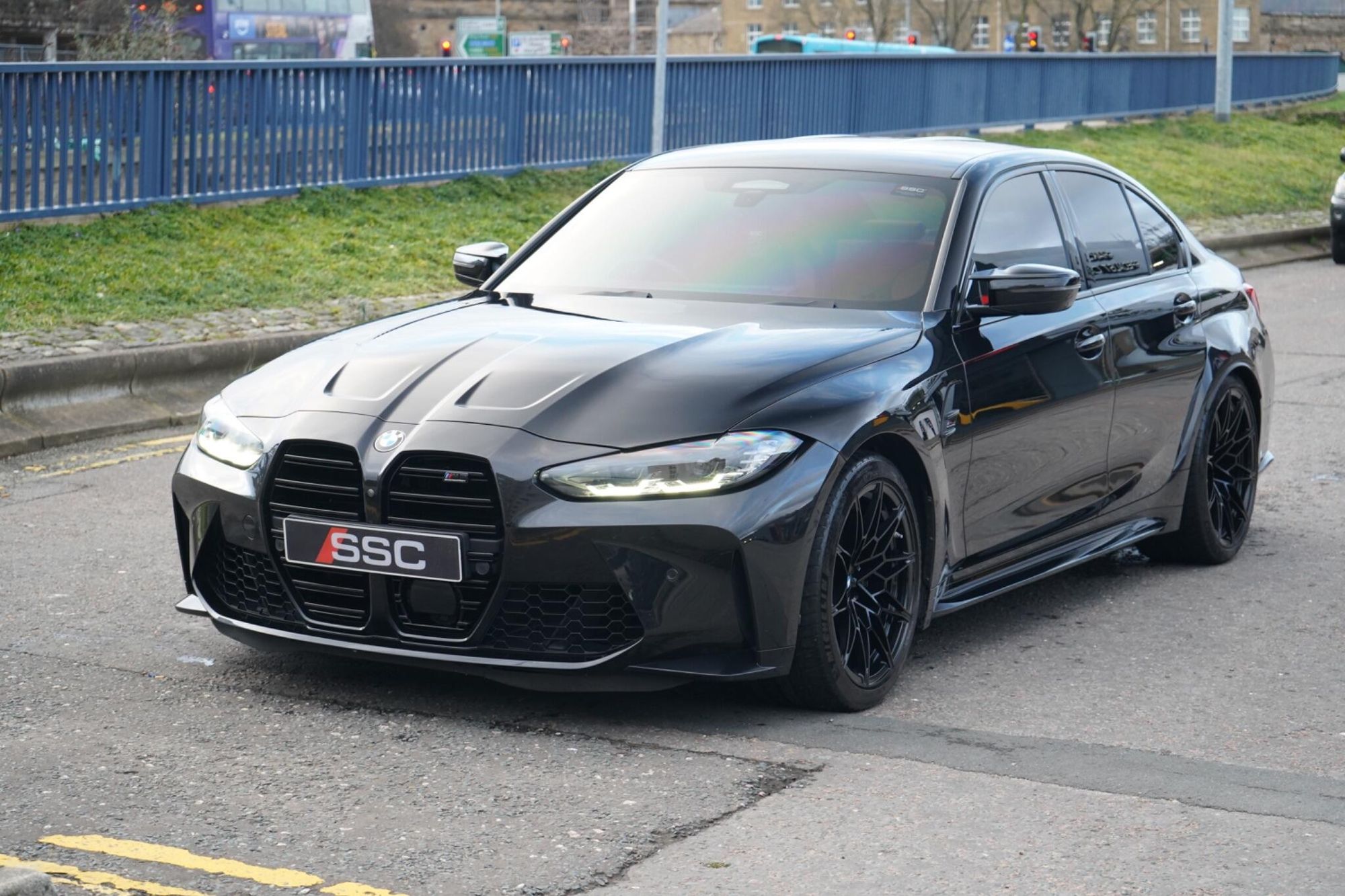 BMW M3 Saloon 3.0 530 Competition M xDrive Steptronic 4 Door Auto for sale UK - Slide 7