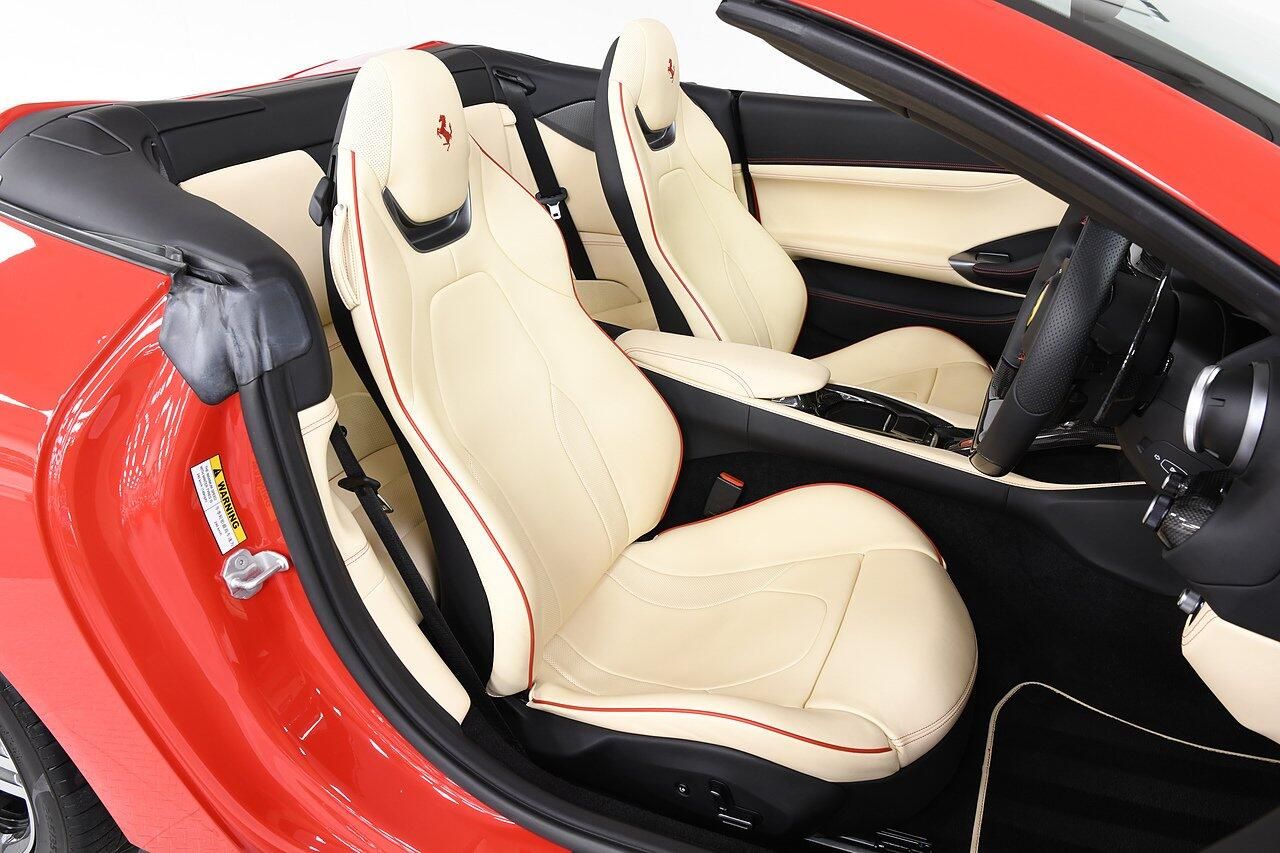 FERRARI PORTOFINO CONVERTIBLE GT 2dr Auto for sale UK - Slide 7