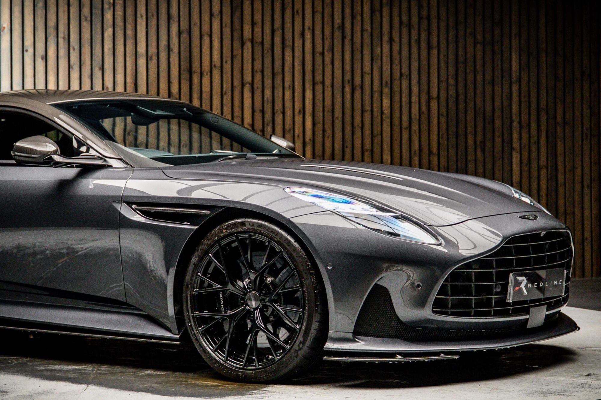 ASTON MARTIN DB12 COUPE V8 2dr Auto for sale UK - Slide 10