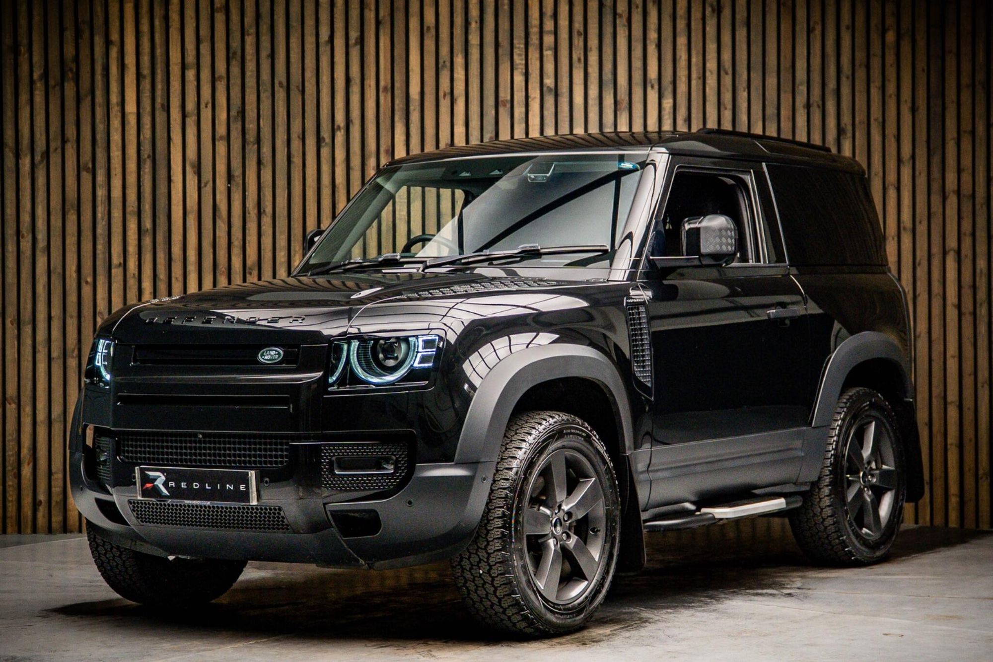 LAND ROVER DEFENDER 90 DIESEL 3.0 D250 Hard Top Auto for sale UK - Slide 8