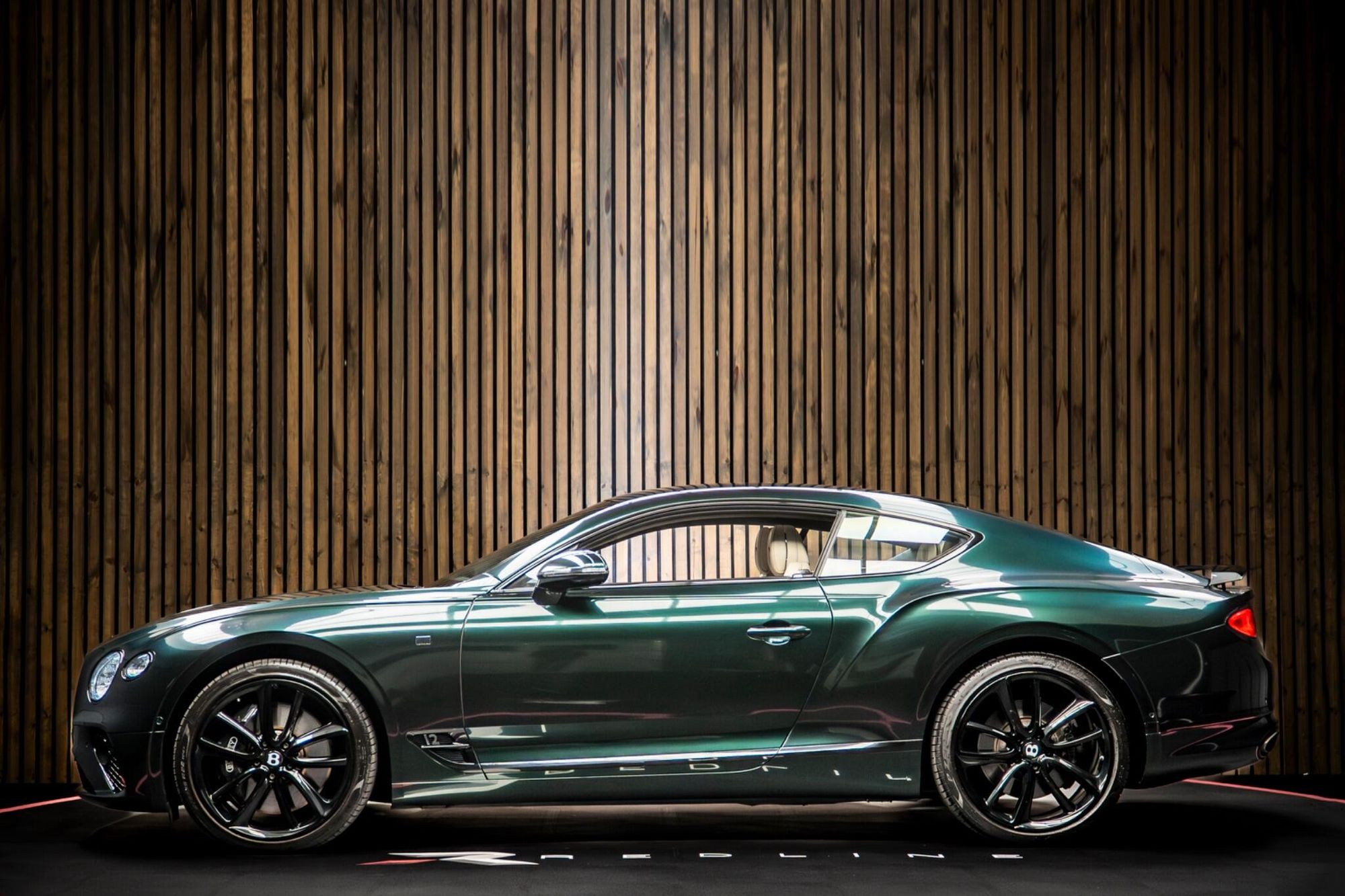 BENTLEY CONTINENTAL GT COUPE 6.0 W12 2dr Auto for sale UK - Slide 7