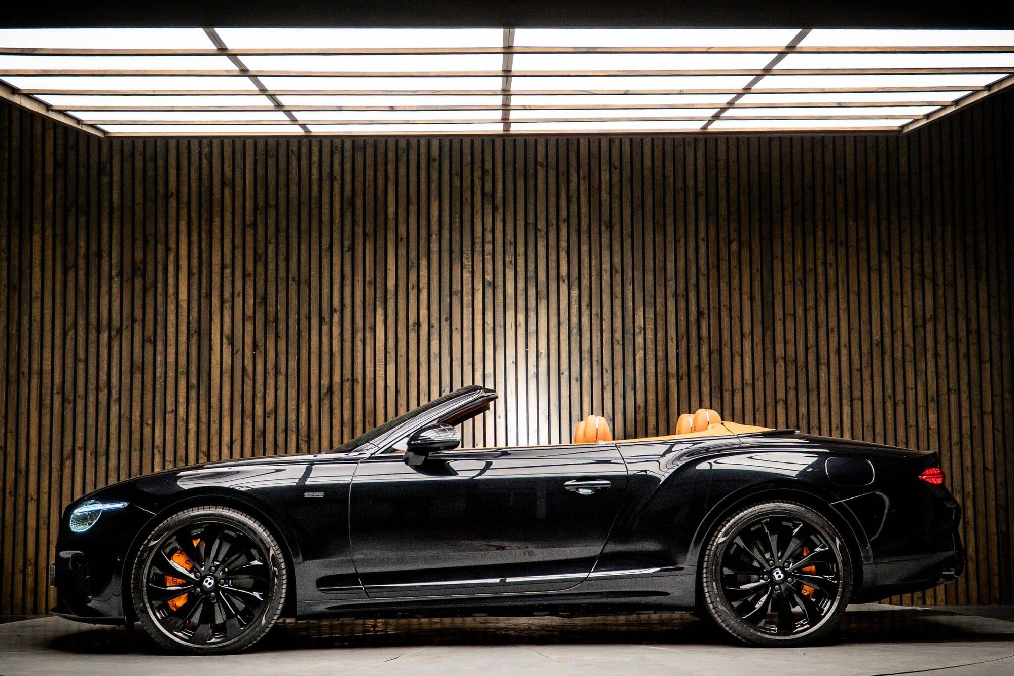 BENTLEY CONTINENTAL GTC CONVERTIBLE 4.0 V8 Hybrid Black Edition 2dr Auto for sale UK - Slide 7