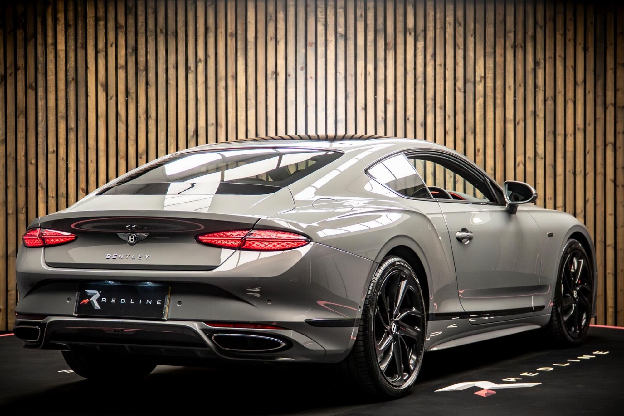 BENTLEY CONTINENTAL GT COUPE 4.0 V8 Hybrid Speed 2dr Auto for sale UK - Slide 4
