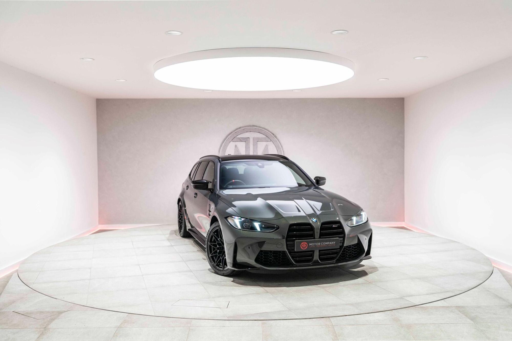 BMW M3 TOURING M3 xDrive 530 Competition M 5dr Step Auto for sale UK - Slide 2