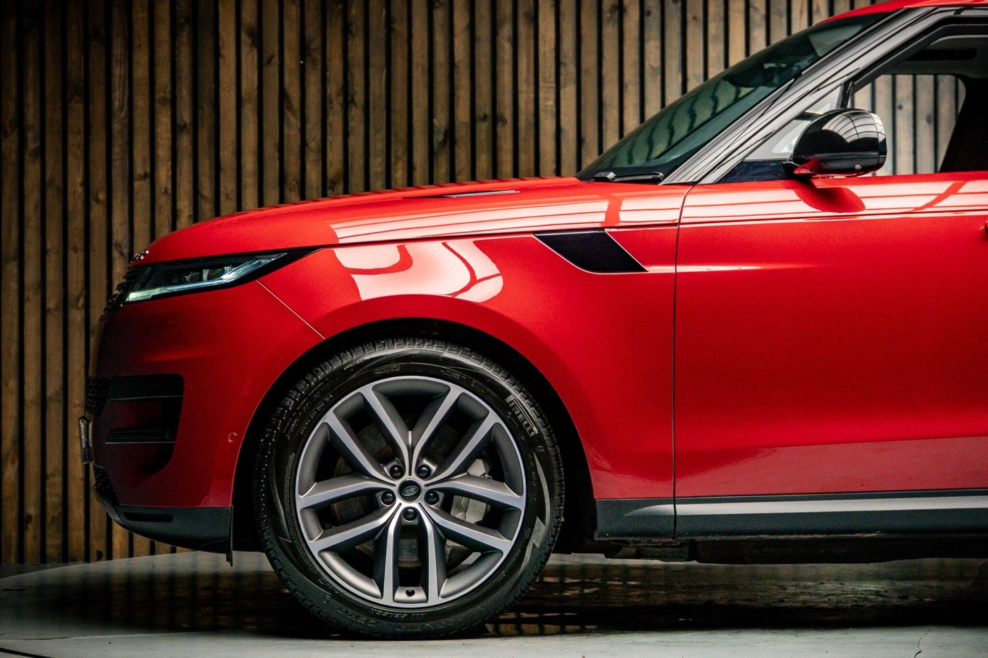 LAND ROVER RANGE ROVER SPORT ESTATE 3.0 P440e SE 5dr Auto for sale UK - Slide 8