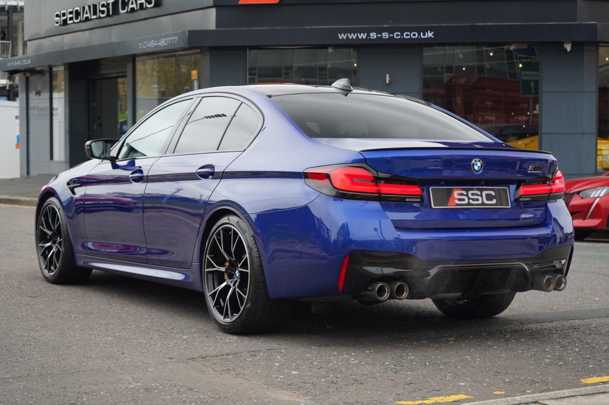 BMW M5 SALOON M5 Competition 4dr DCT for sale UK - Slide 9