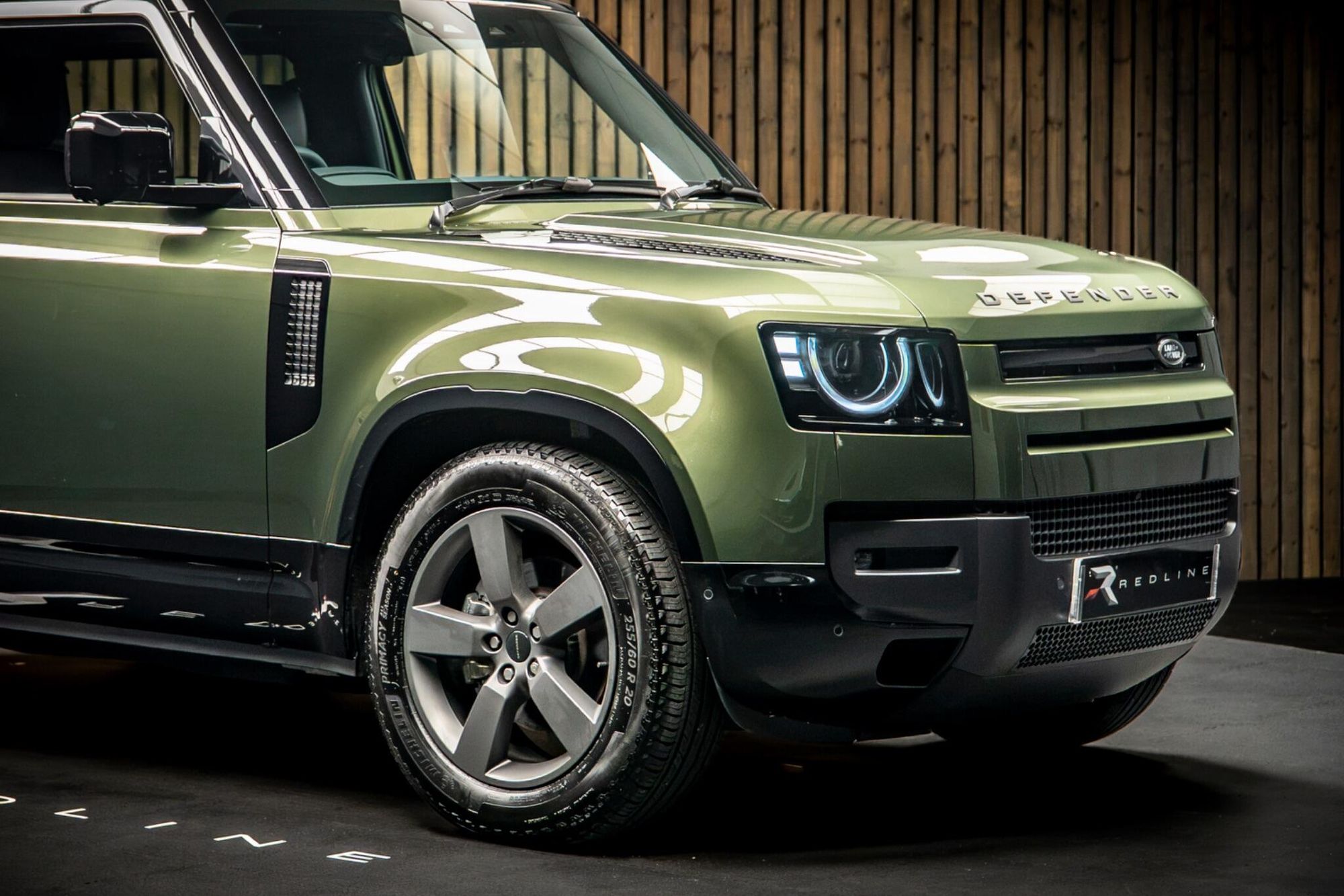 Land Rover Defender 90 X-Dynamic SE 3.0 D250 MHEV X-Dynamic SE Auto 4WD Euro 6 (s/s) 3dr for sale UK - Slide 10
