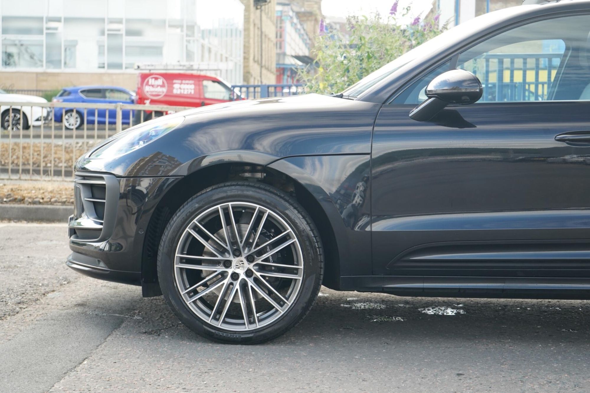 PORSCHE MACAN ESTATE S 5dr PDK for sale UK - Slide 9