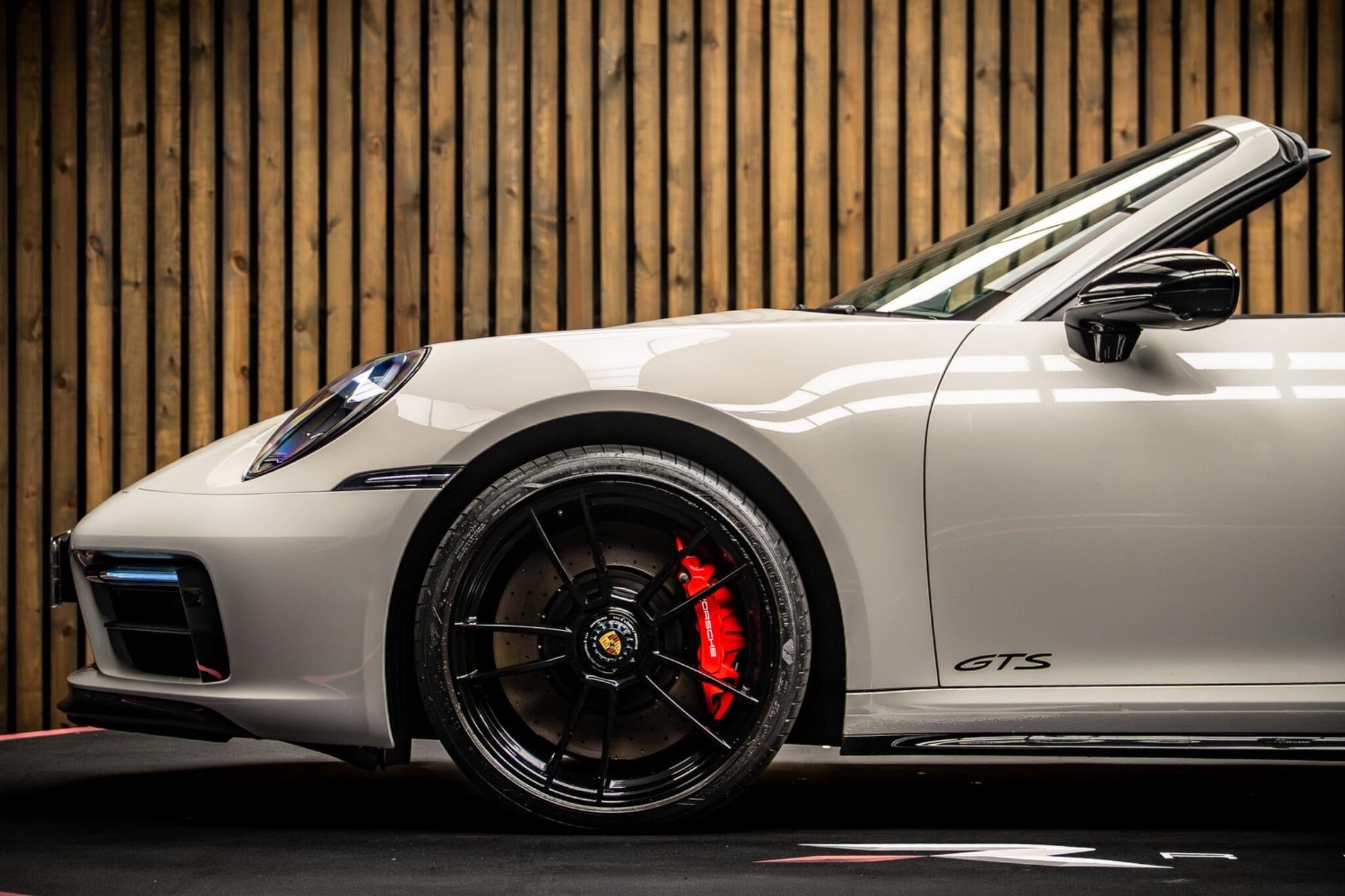 PORSCHE 911 [992] CARRERA CABRIOLET GTS 2dr for sale UK - Slide 9