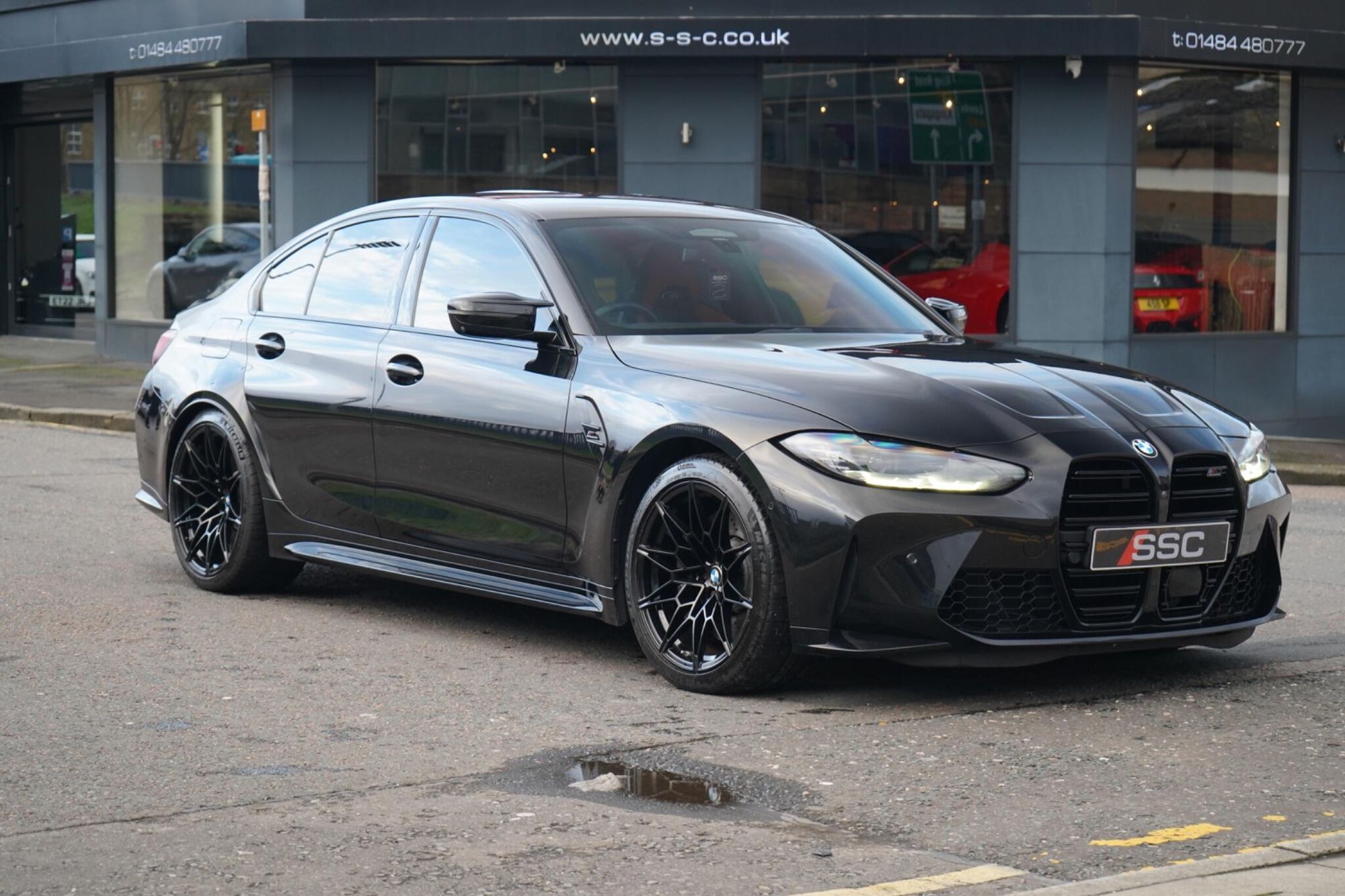 BMW M3 Saloon 3.0 530 Competition M xDrive Steptronic 4 Door Auto for sale UK - Slide 4