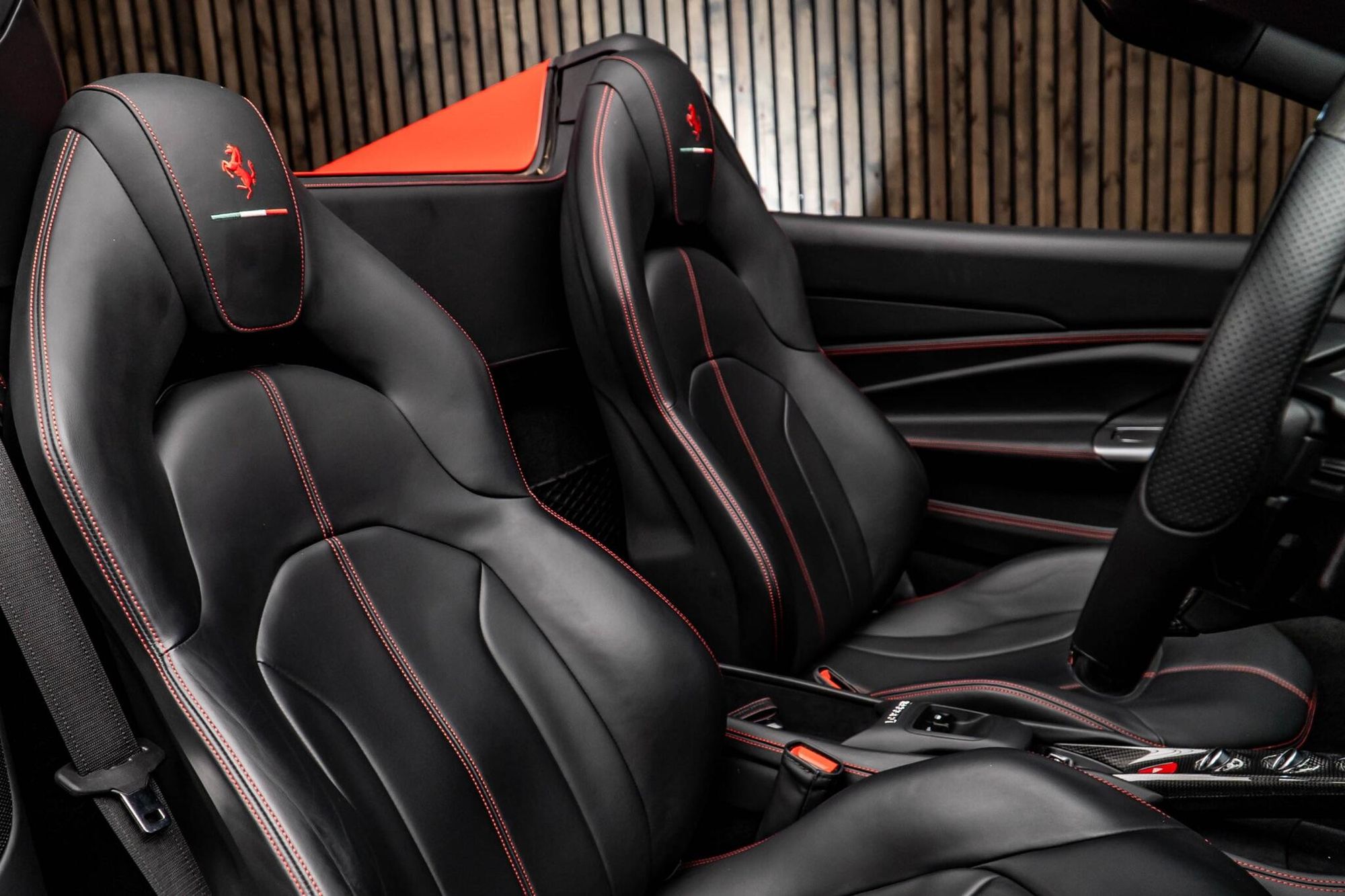 FERRARI F8 SPIDER 2dr Auto for sale UK - Slide 2