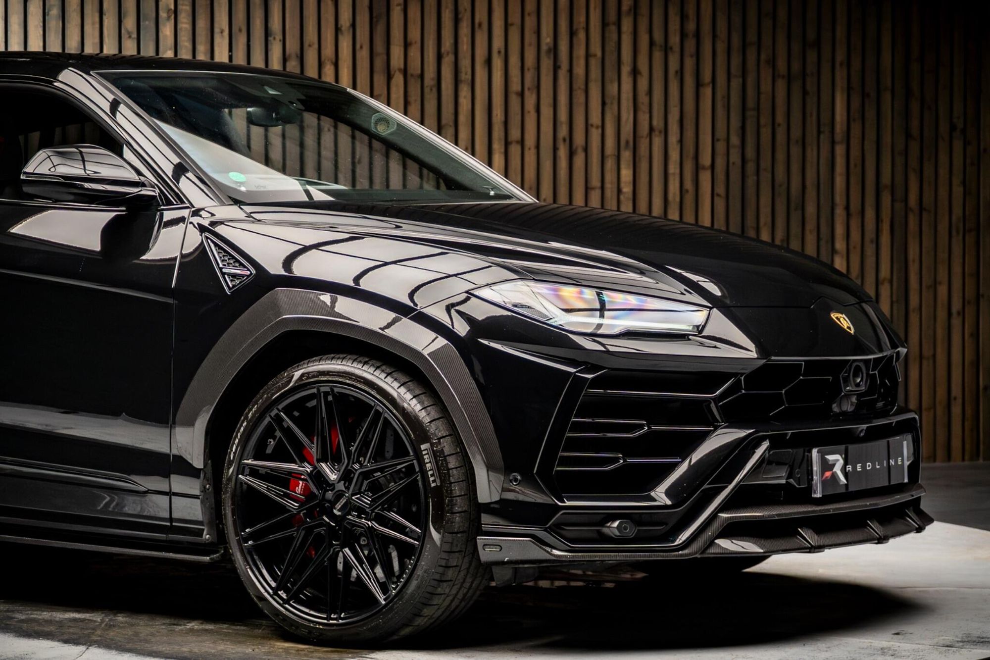 LAMBORGHINI URUS ESTATE 4.0T FSI V8 5dr Auto for sale UK - Slide 10