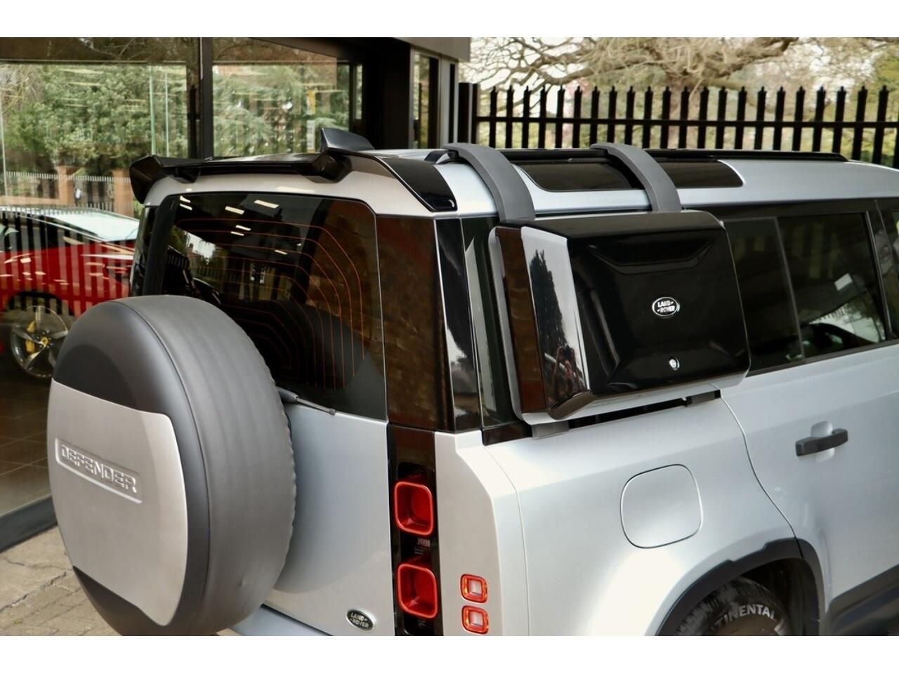 LAND ROVER DEFENDER DIESEL ESTATE 2.0 D240 S 110 5dr Auto for sale UK - Slide 6