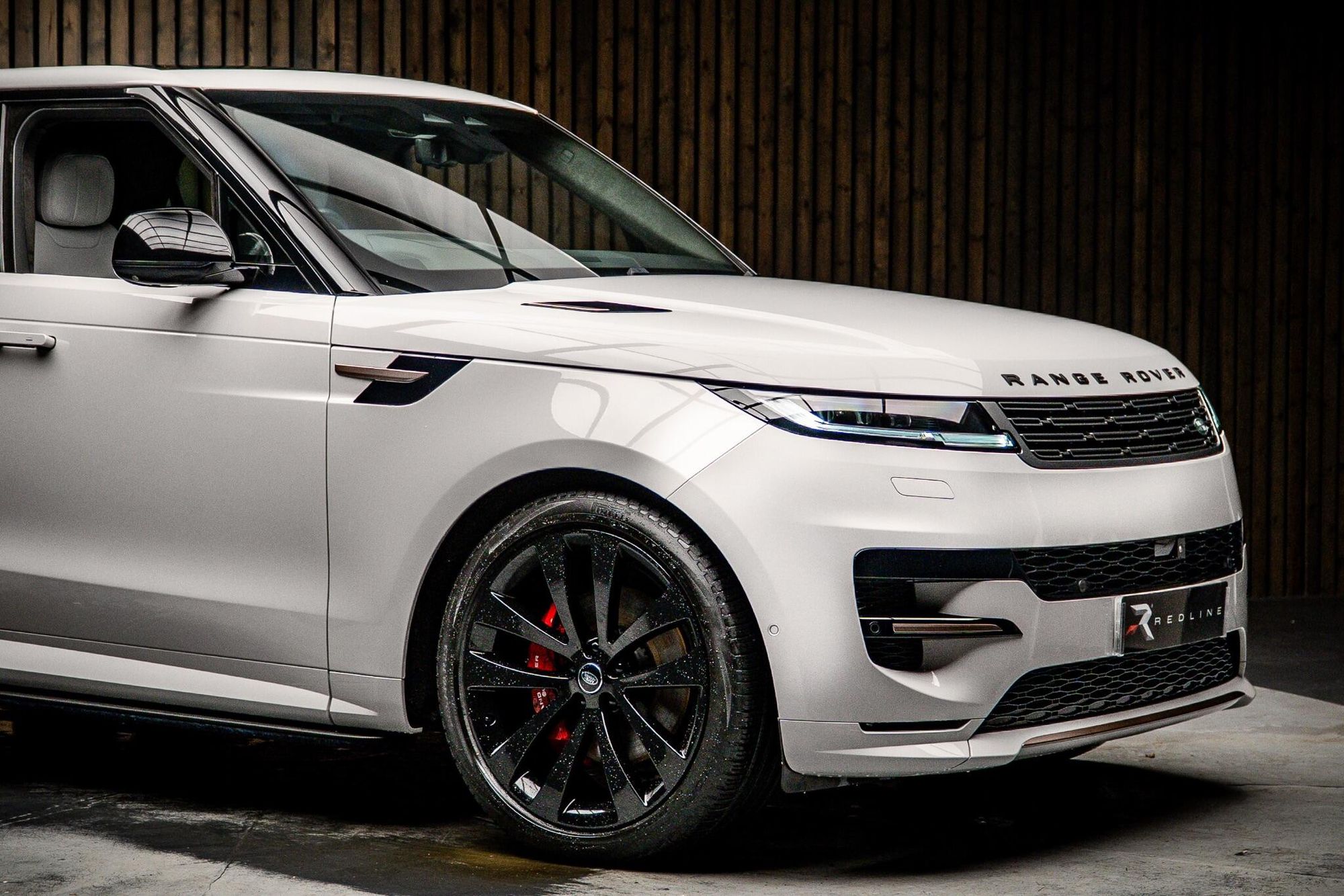 LAND ROVER RANGE ROVER SPORT DIESEL ESTATE 3.0 D350 Autobiography 5dr Auto for sale UK - Slide 10