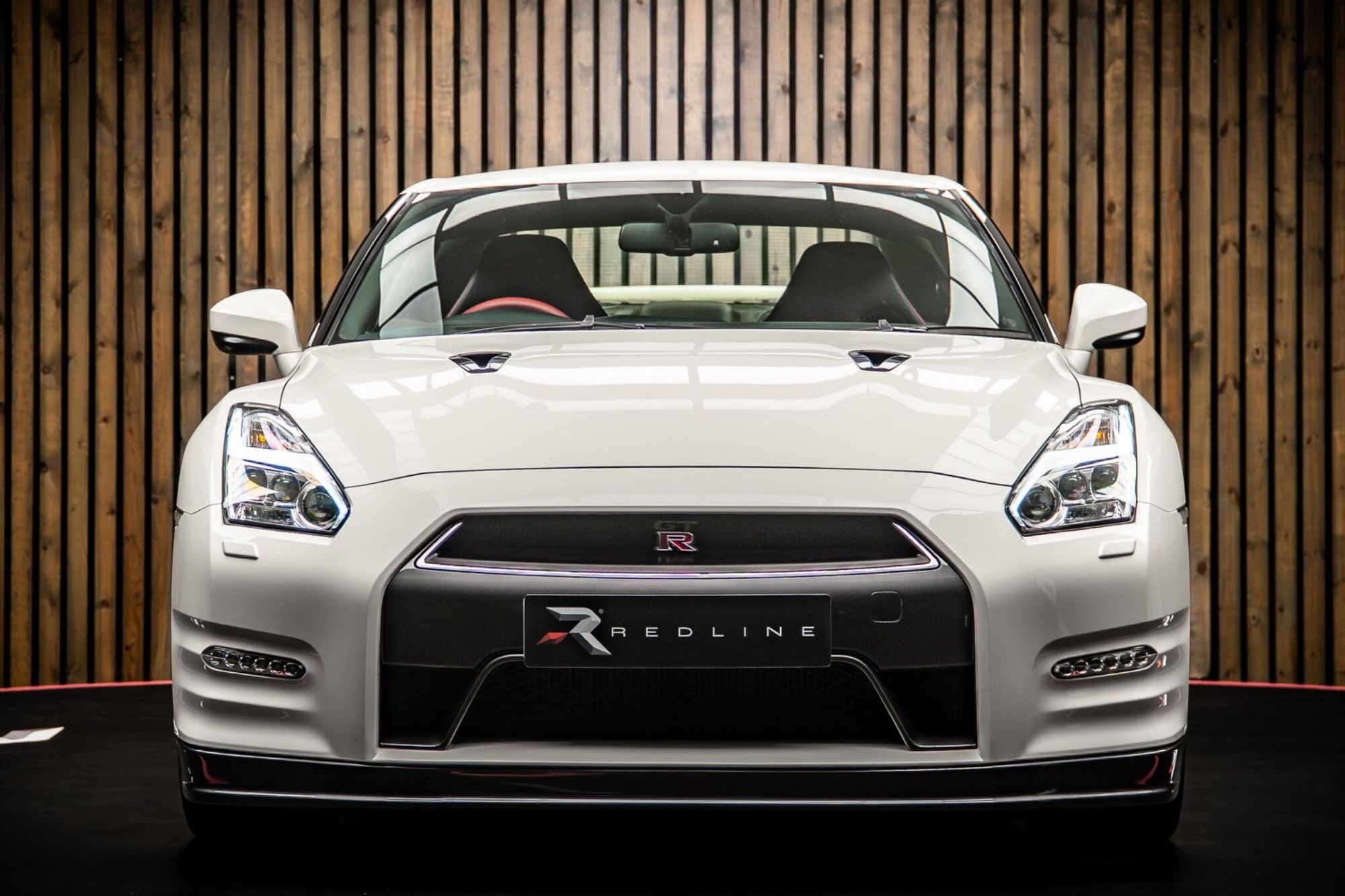 NISSAN GT-R COUPE 3.8 Recaro 2dr Auto for sale UK - Slide 5