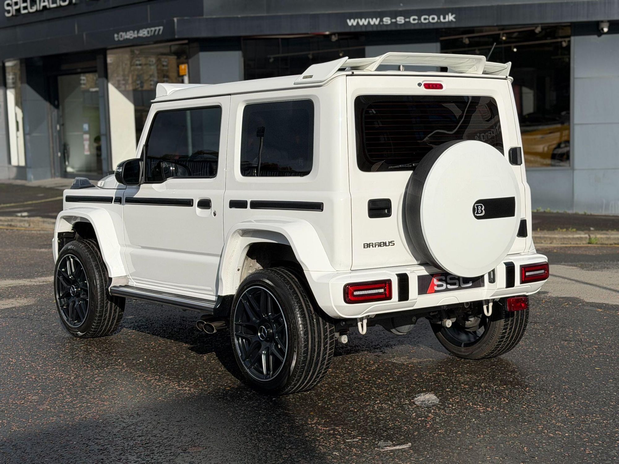 SUZUKI JIMNY ESTATE 1.5 SZ5 ALLGRIP Auto 3dr for sale UK - Slide 9