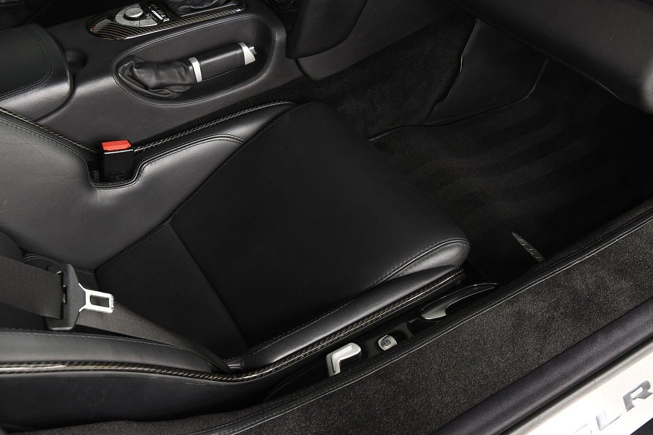 MERCEDES-BENZ SLR MCLAREN COUPE 2dr Auto for sale UK - Slide 9