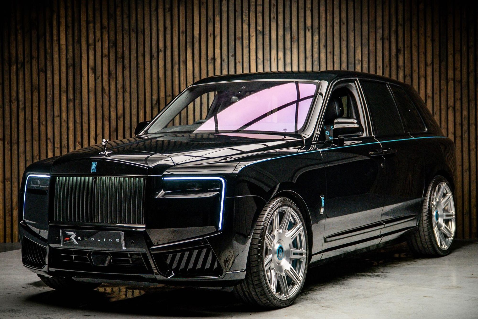 ROLLS-ROYCE CULLINAN ESTATE II Black Badge 5dr Auto for sale UK - Slide 8
