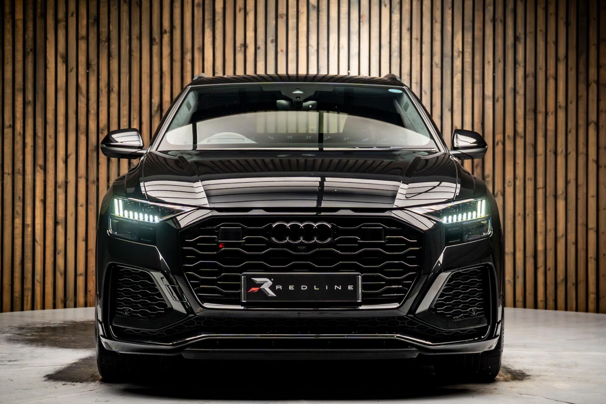 AUDI Q8 ESTATE SQ8 TFSI Quattro Vorsprung 5dr Tiptronic for sale UK - Slide 5