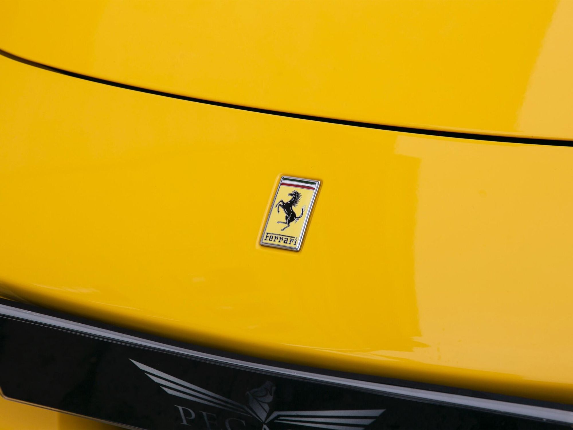 FERRARI 296 CONVERTIBLE GTS 2dr Auto for sale UK - Slide 4