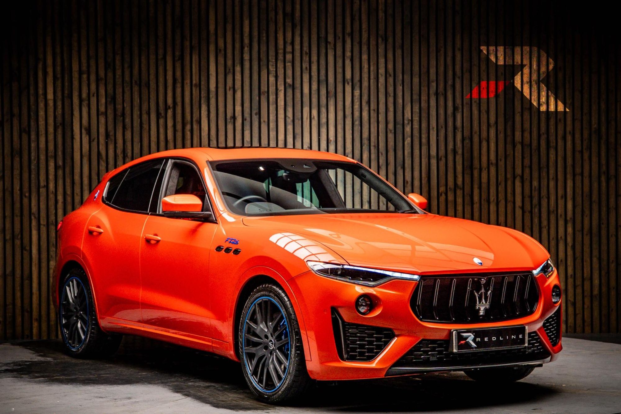 MASERATI LEVANTE ESTATE SPECIAL EDITION V6 430 F Tributo 5dr Auto